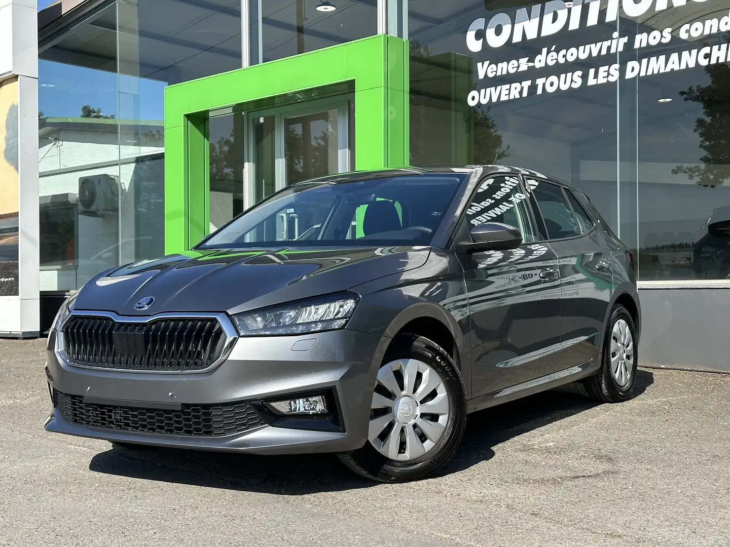 Skoda Fabia 1.0TSI PARKING ARR•CLIM• VOITURE DÉMO• Grijs - 1