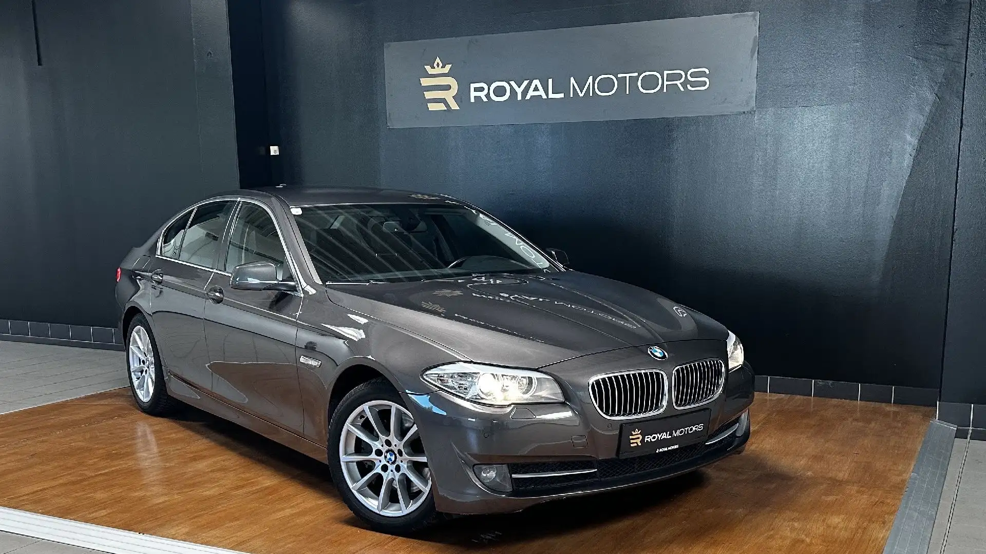 BMW 535 535d xDrive Braun - 1