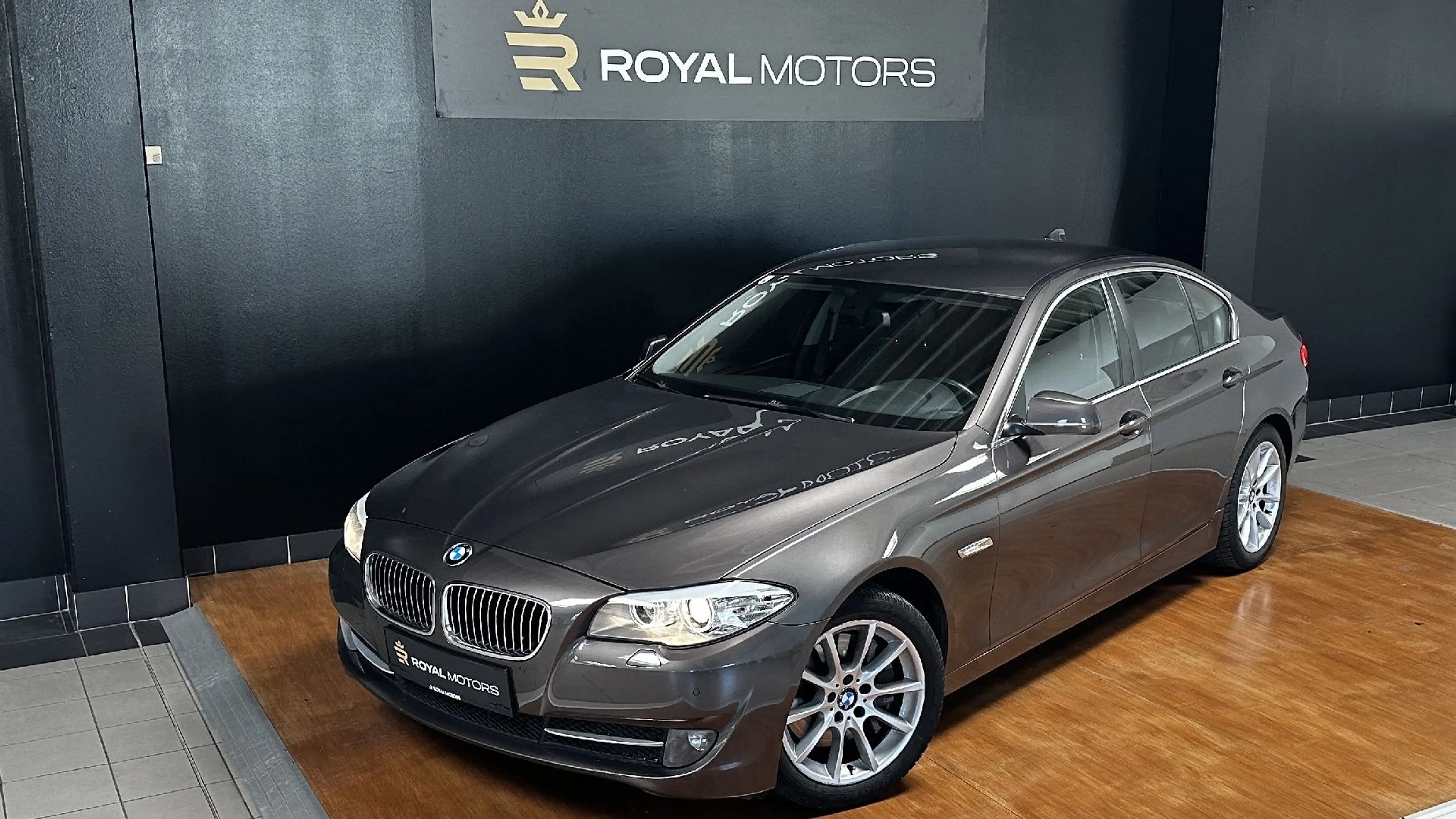 BMW 535 535d xDrive — photo 9