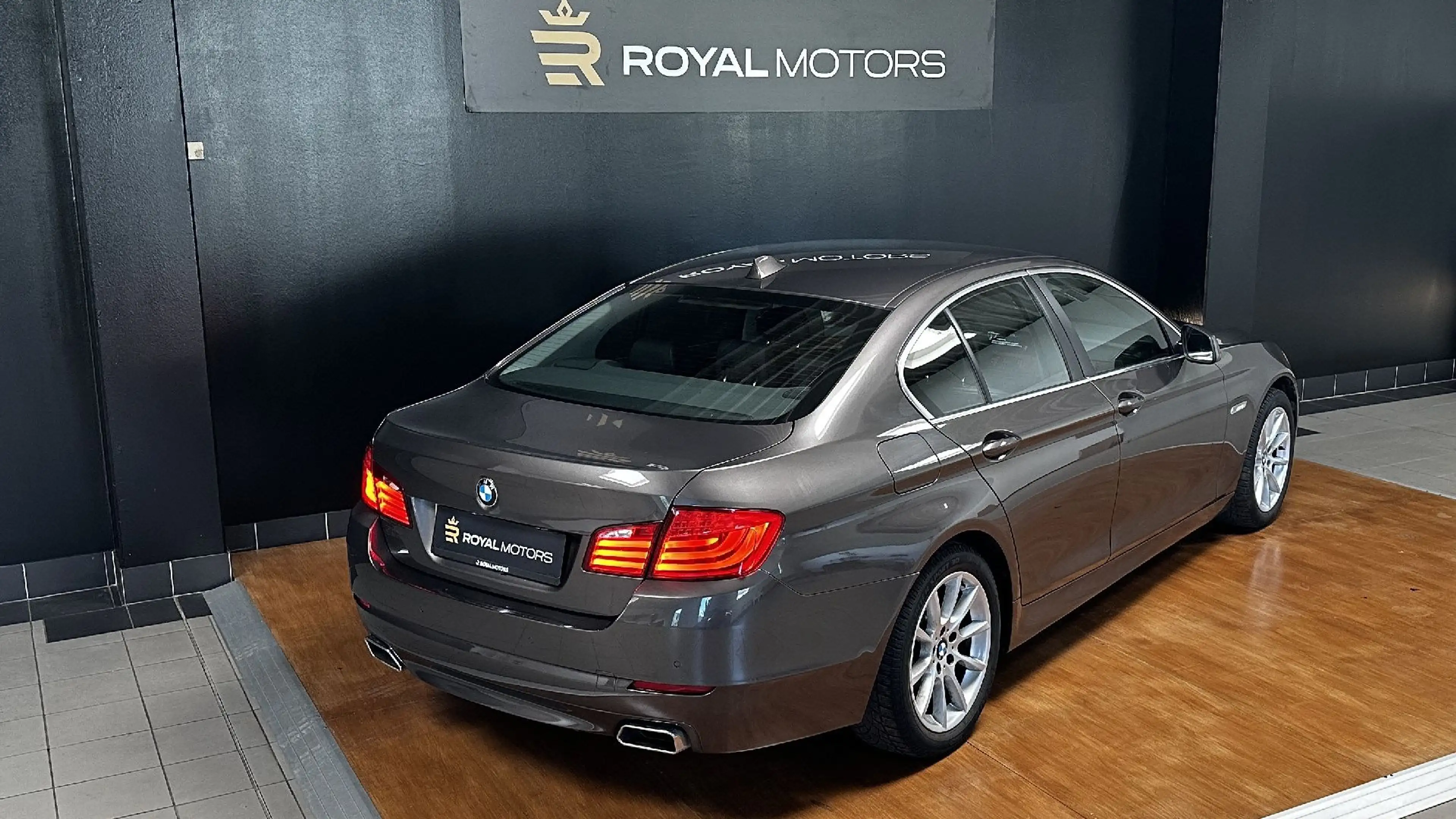 BMW 535 535d xDrive — photo 6
