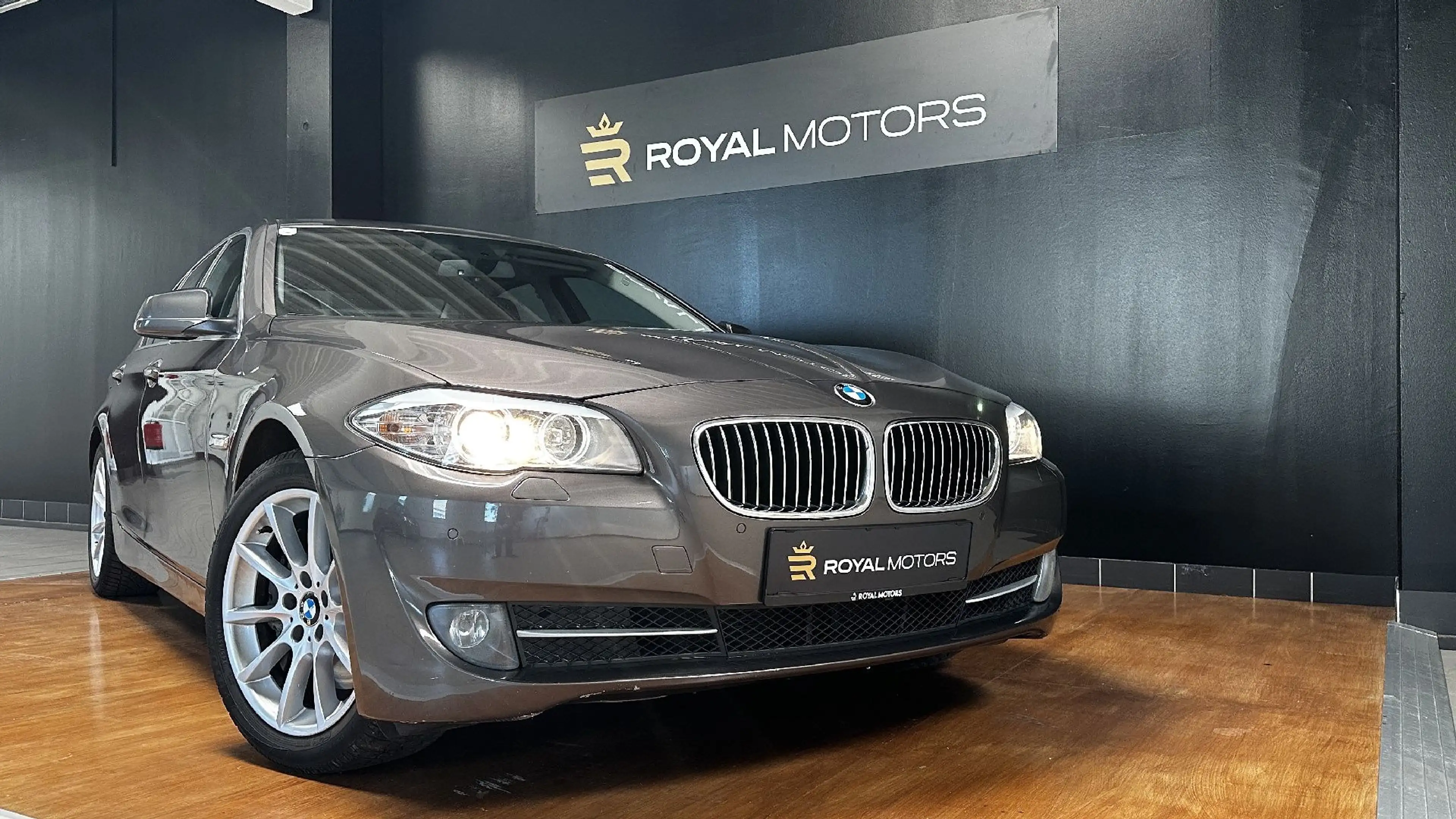 BMW 535 535d xDrive — photo 3