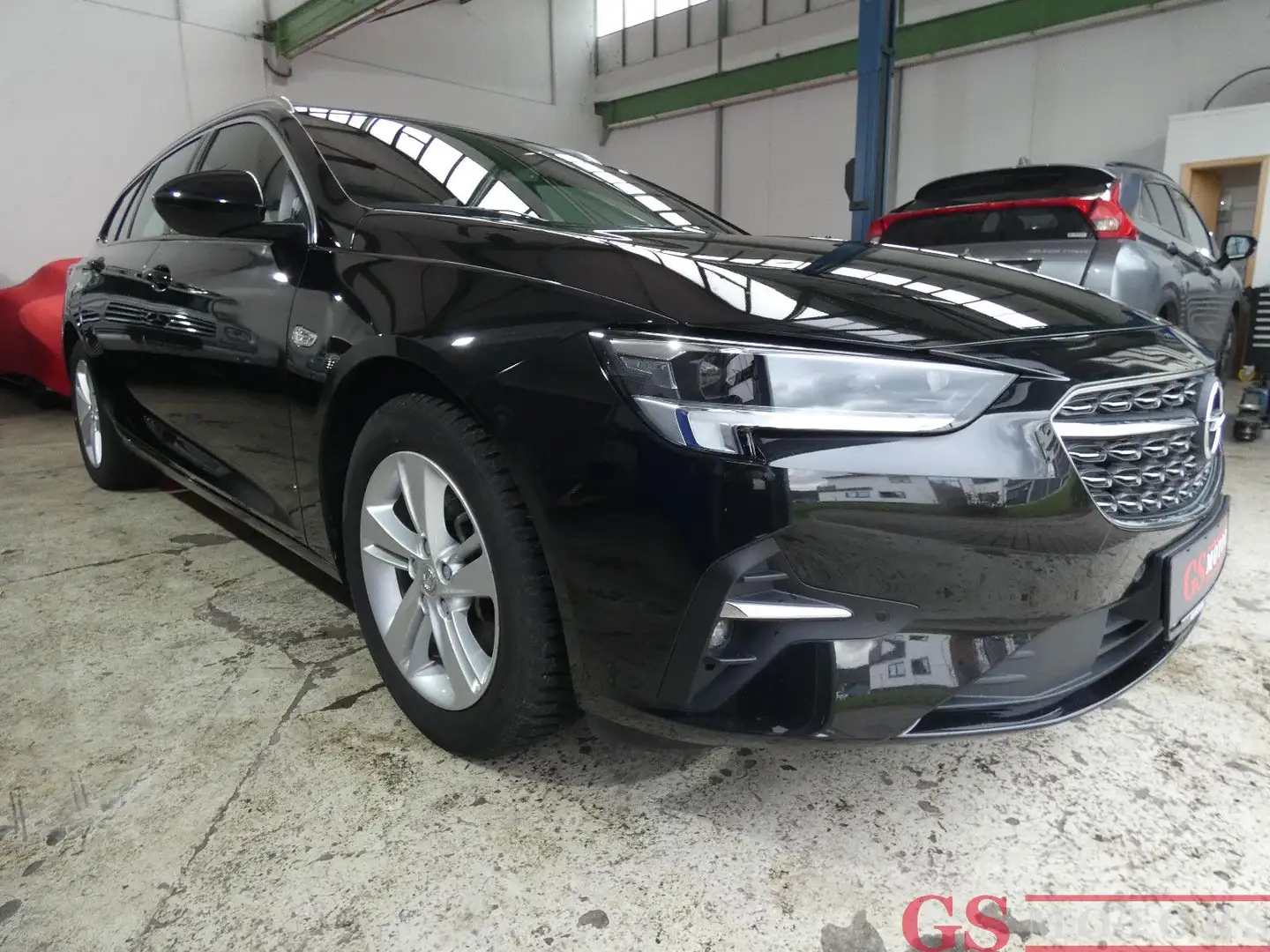 Opel Insignia 2.0 TURBO ST ELEGANCE*LED*NAVI*CARPLAY Schwarz - 1