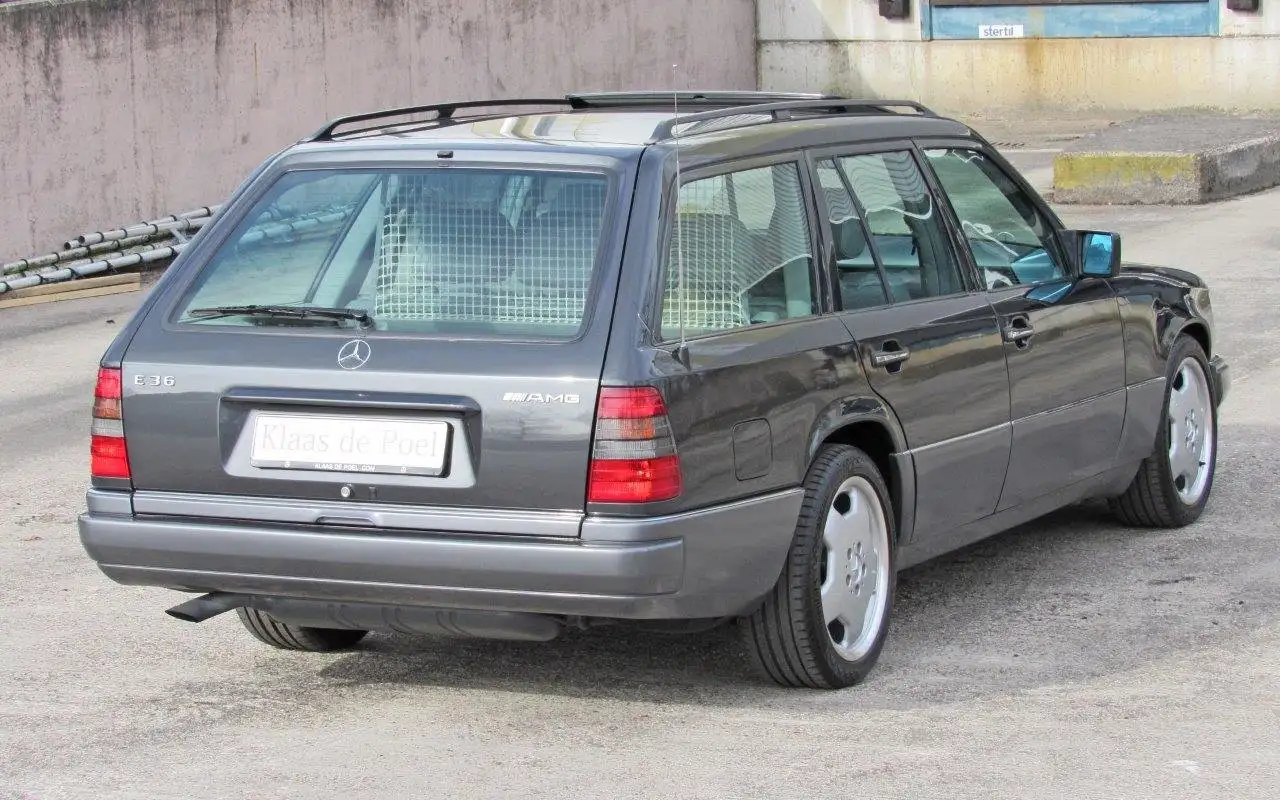 Mercedes-Benz E 36 AMG W124 E36 AMG T-model ex.Schweiz, foto 3