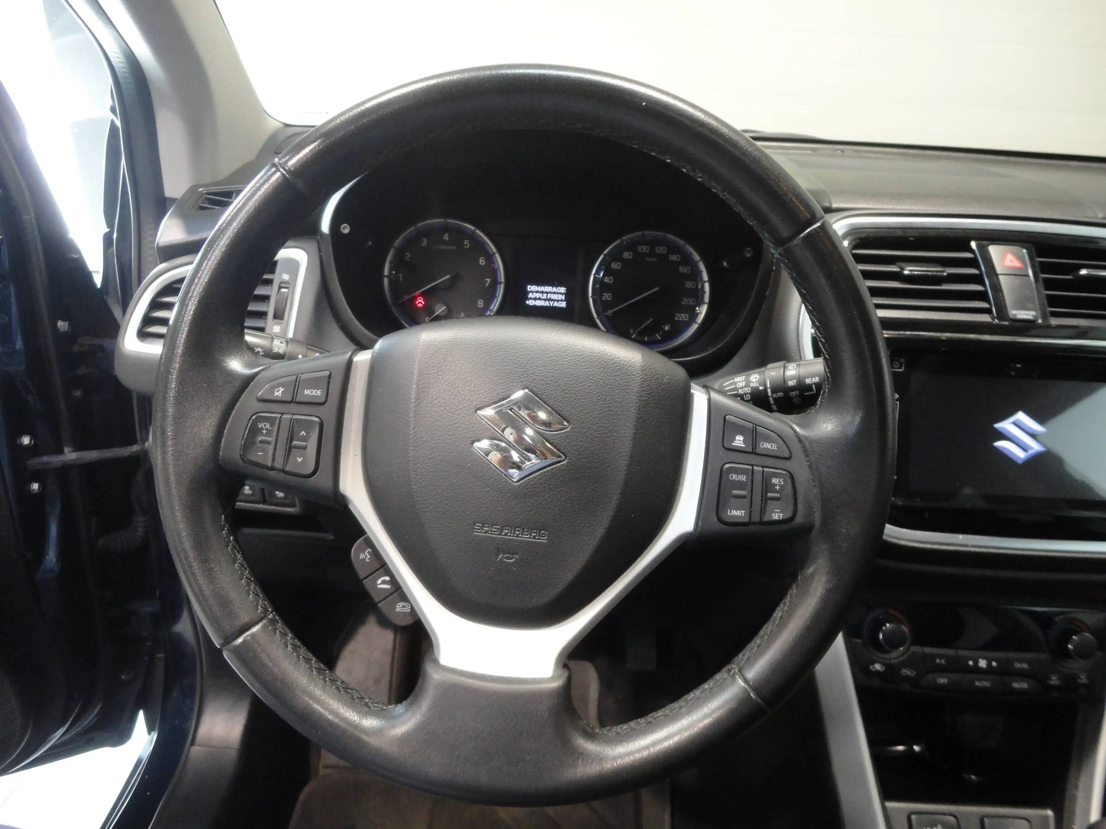 Suzuki SX4 S-Cross Sx4 S-Cross 1.4 Turbo Boosterjet 4x4 GLX — photo 8