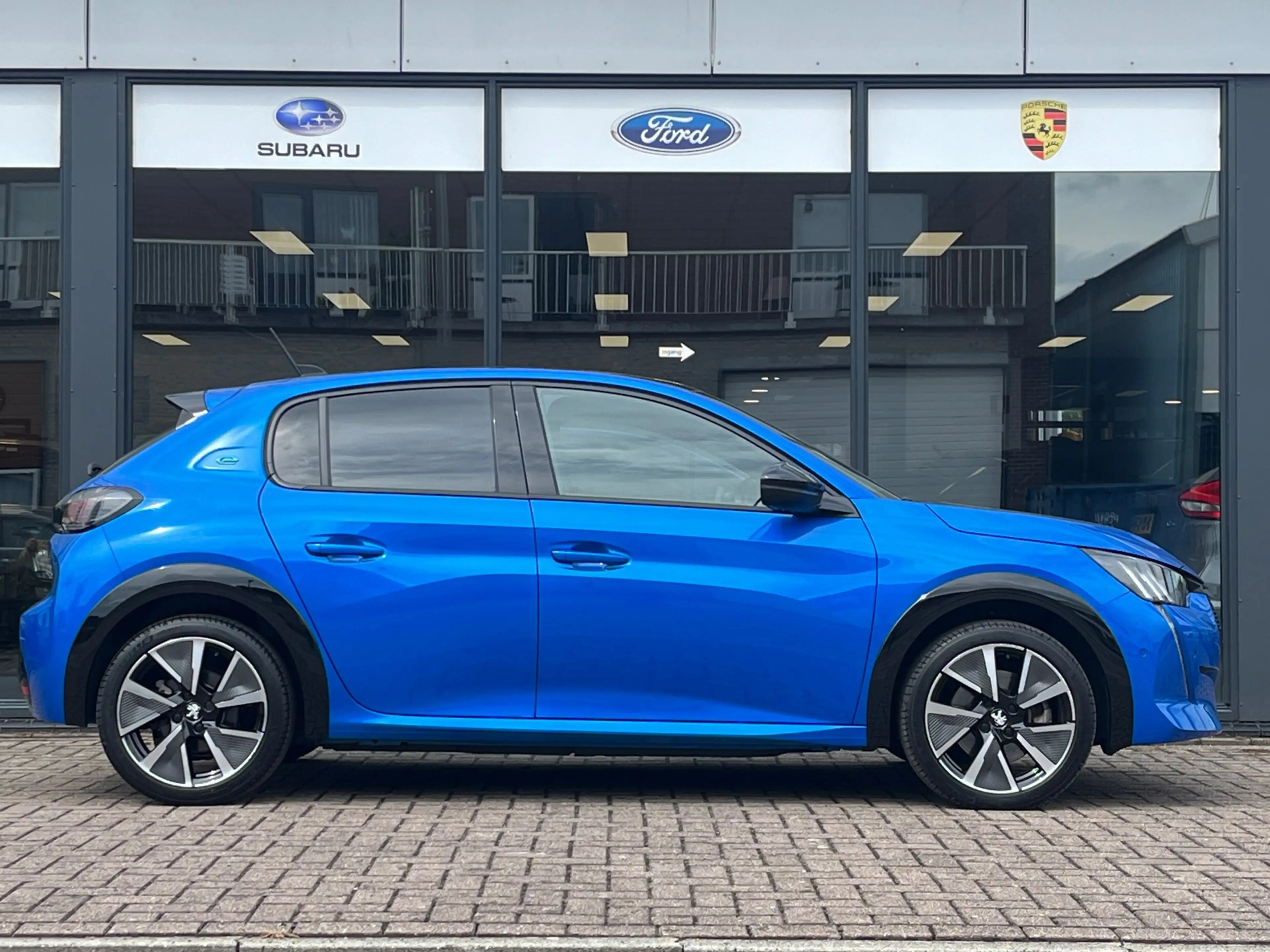 Peugeot e-208 EV GT 50 kWh | SOH 94,69% | Pack Drive Assist Plus — photo 19