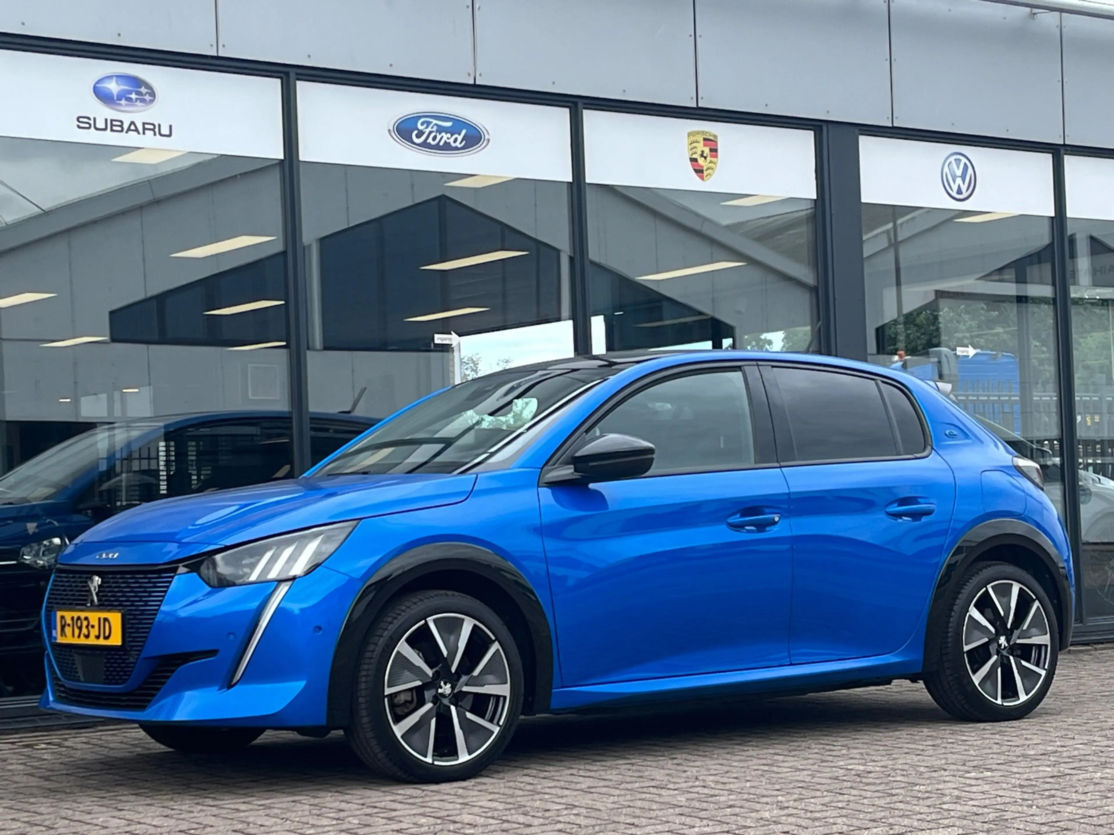 Peugeot e-208 EV GT 50 kWh | SOH 94,69% | Pack Drive Assist Plus — photo 5
