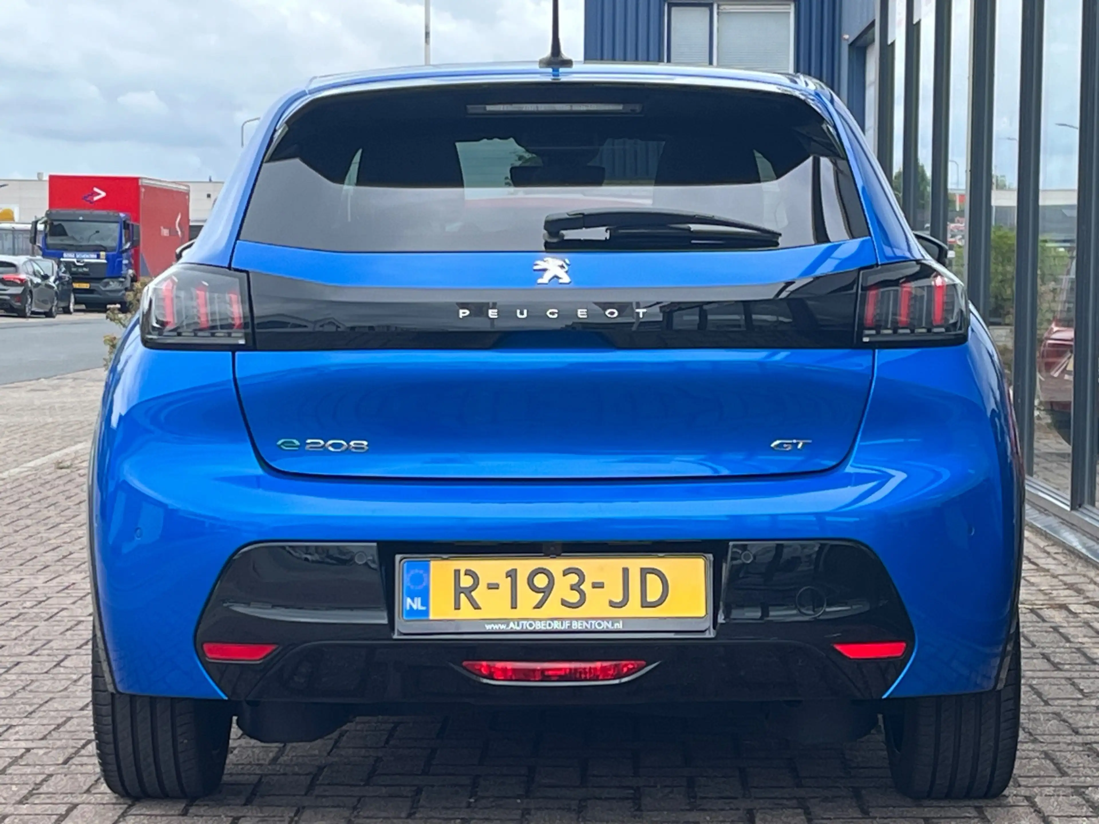 Peugeot e-208 EV GT 50 kWh | SOH 94,69% | Pack Drive Assist Plus — photo 11