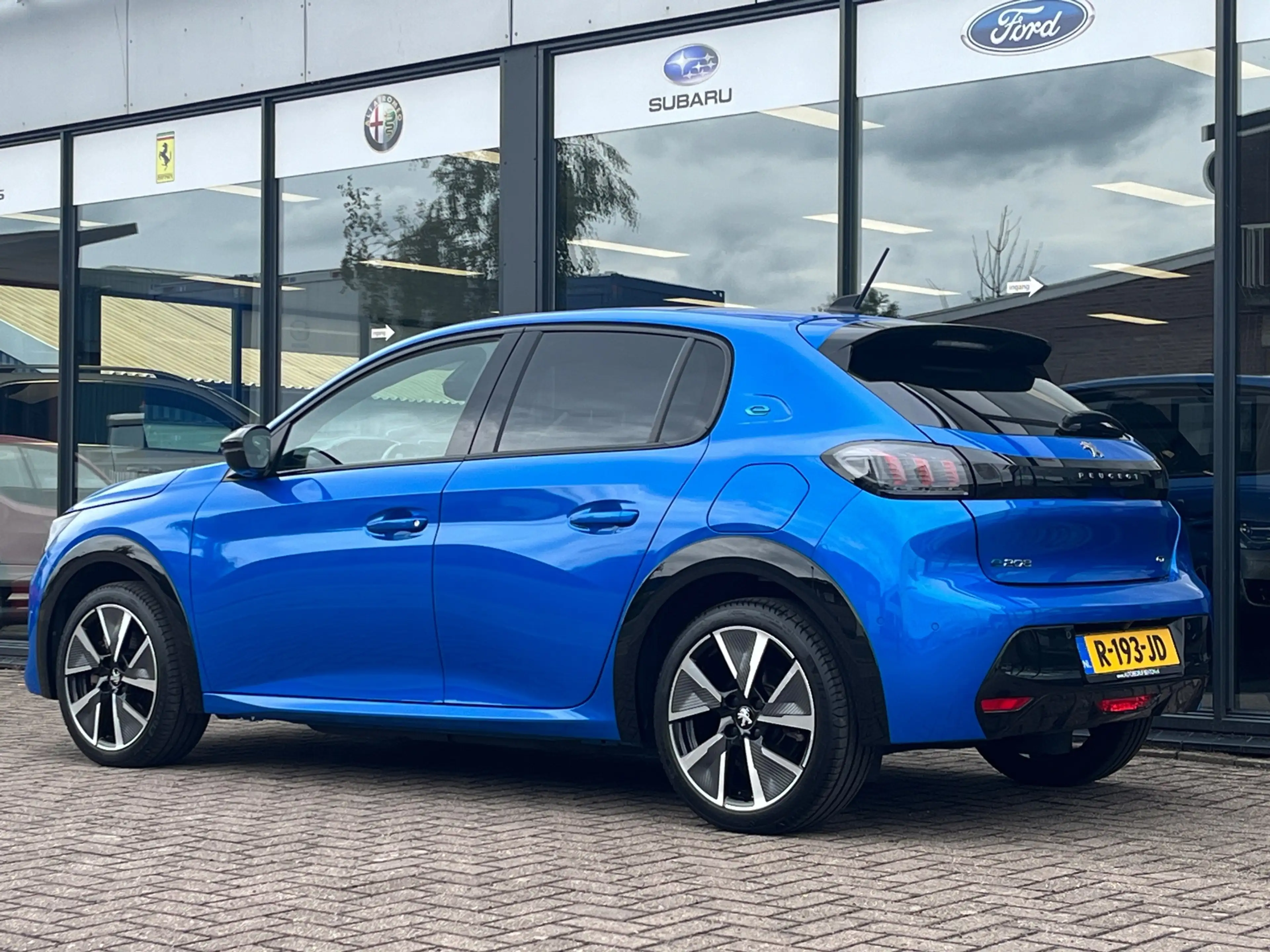 Peugeot e-208 EV GT 50 kWh | SOH 94,69% | Pack Drive Assist Plus — photo 13
