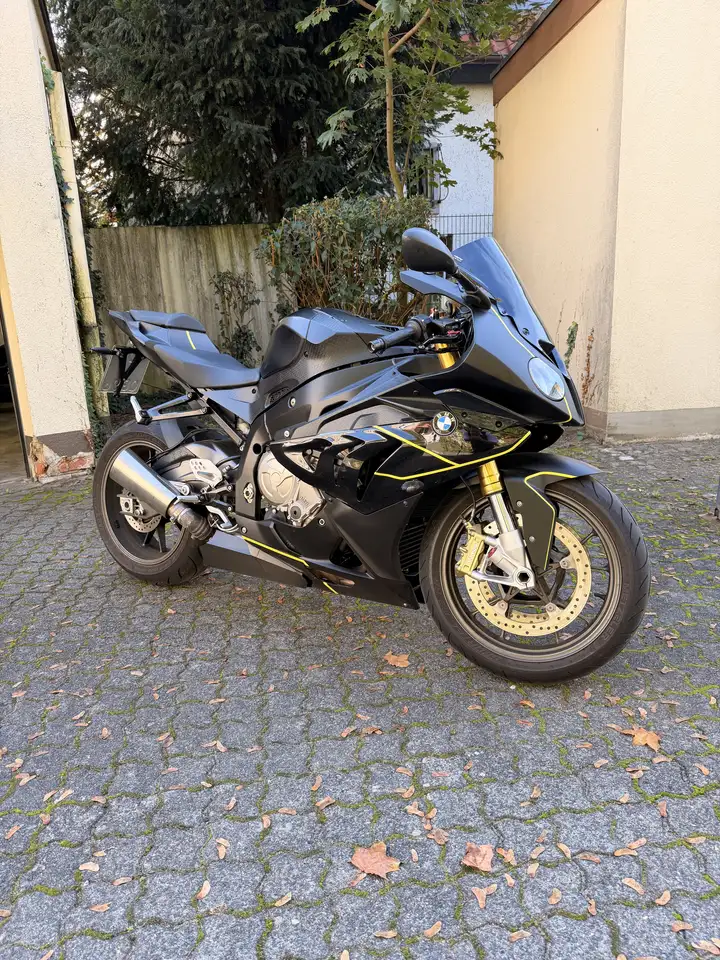 BMW S 1000 RR