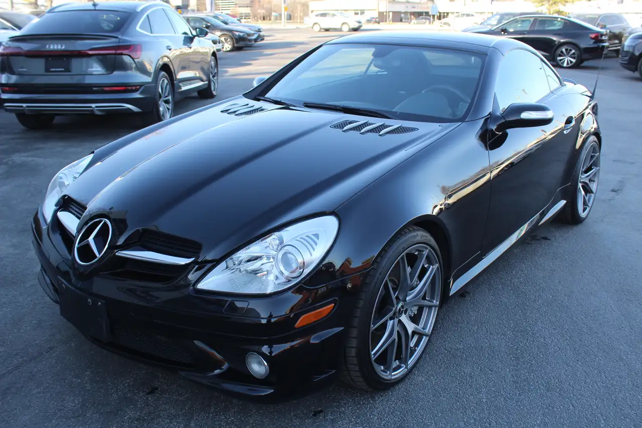 Mercedes-Benz SLK снимка Mercedes-Benz SLK