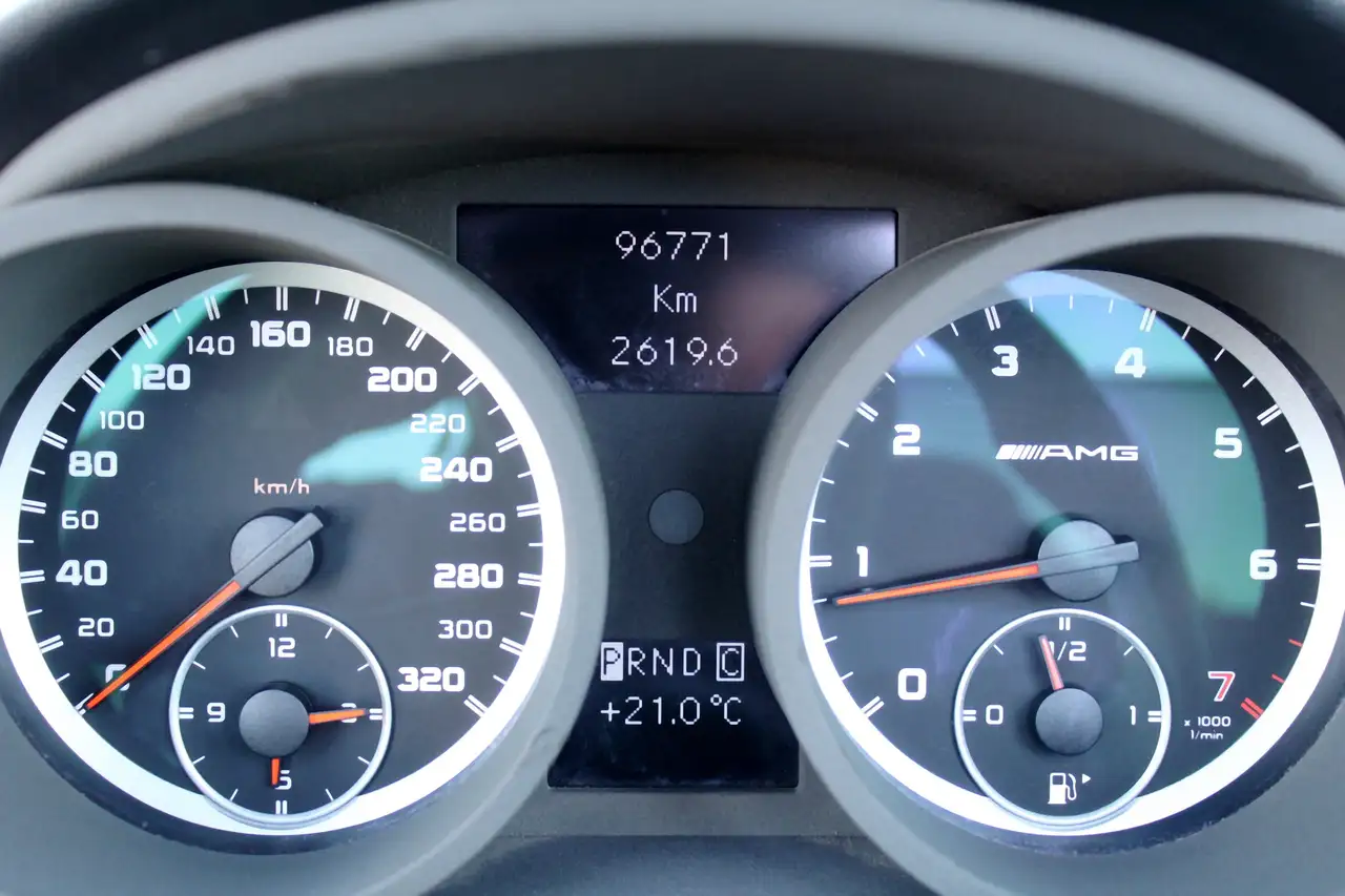 Mercedes-Benz SLK снимка Mercedes-Benz SLK