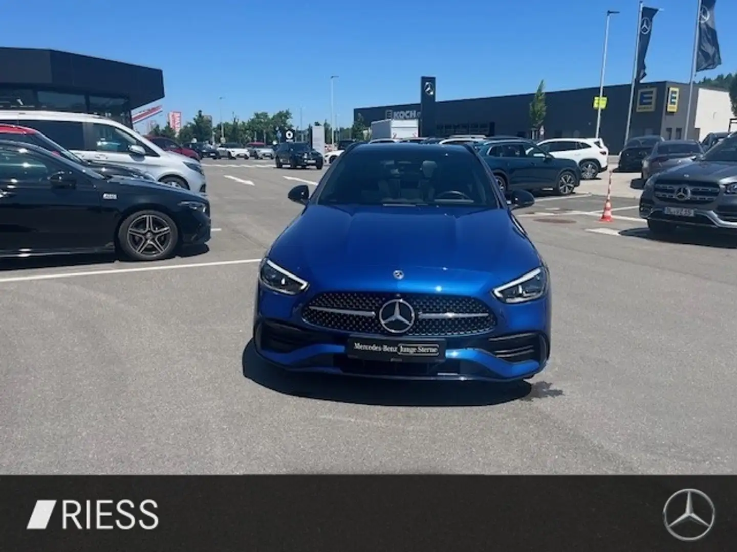 Mercedes-Benz C 300 e T AMG Sport Night W-Paket Pano Kamera Blau - 2