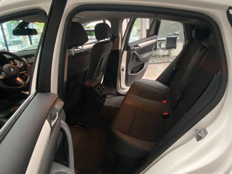 BMW X4 xDrive 20 d Kamera Navi Teil-Leder Xenon — photo 15