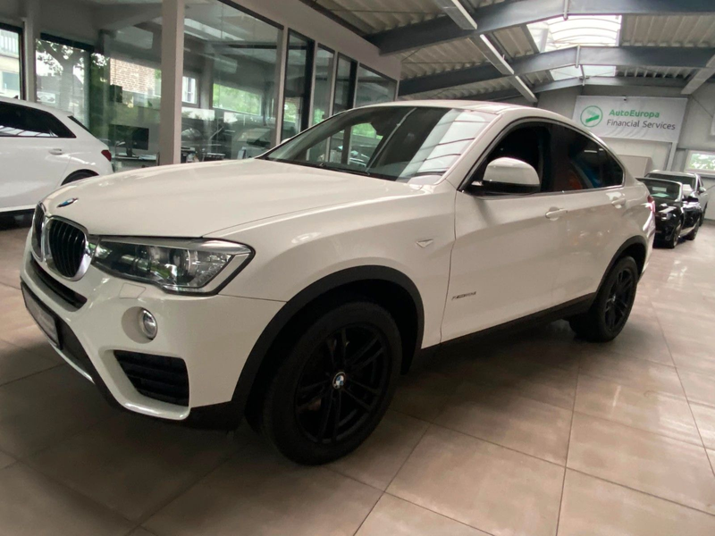 BMW X4 xDrive 20 d Kamera Navi Teil-Leder Xenon — photo 10