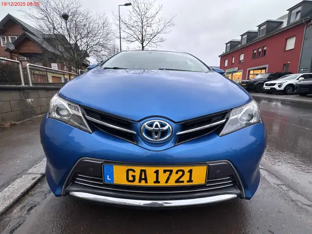 Toyota Auris HYBRIDE
