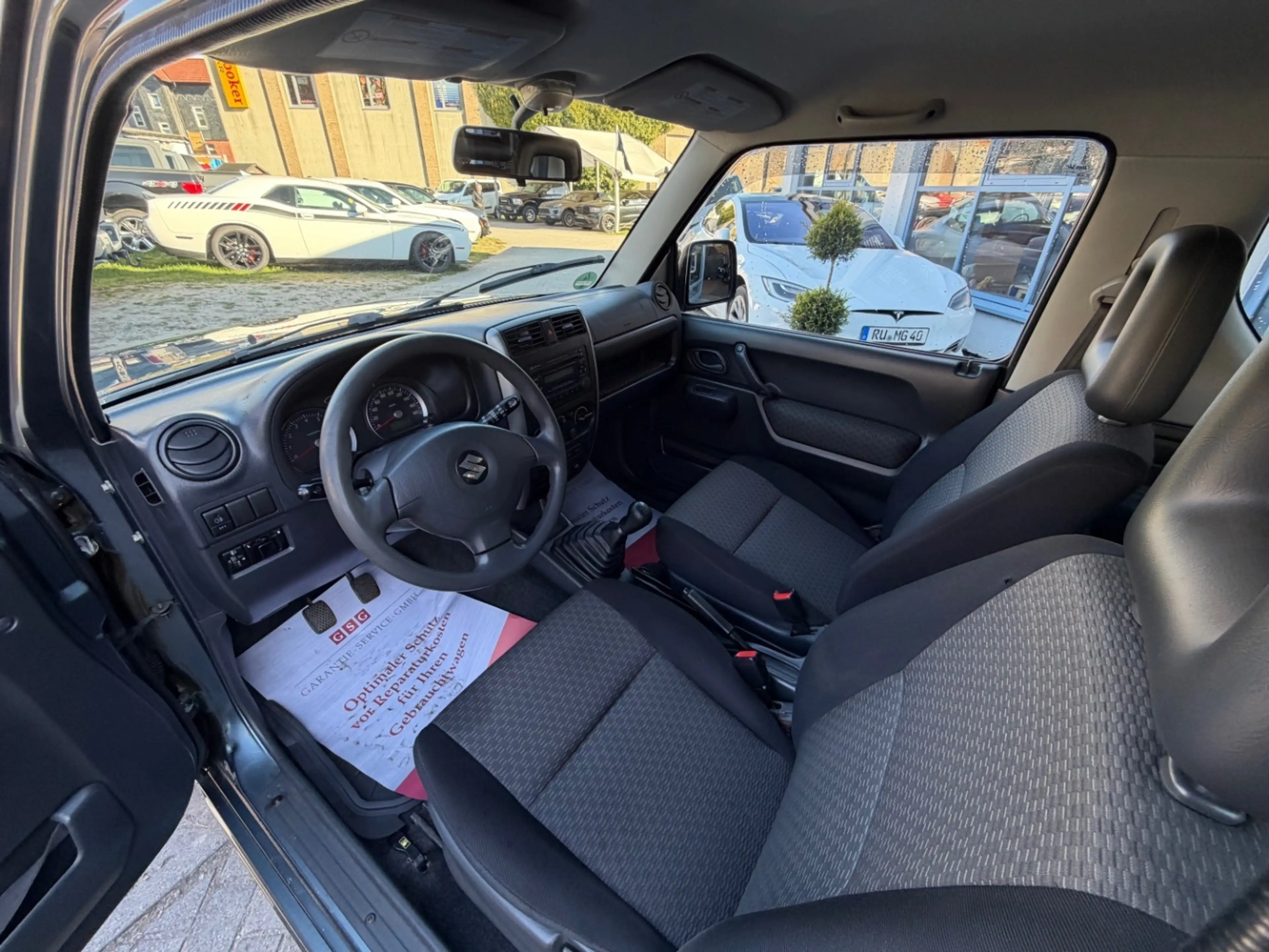 Suzuki Jimny 4x4 — photo 10