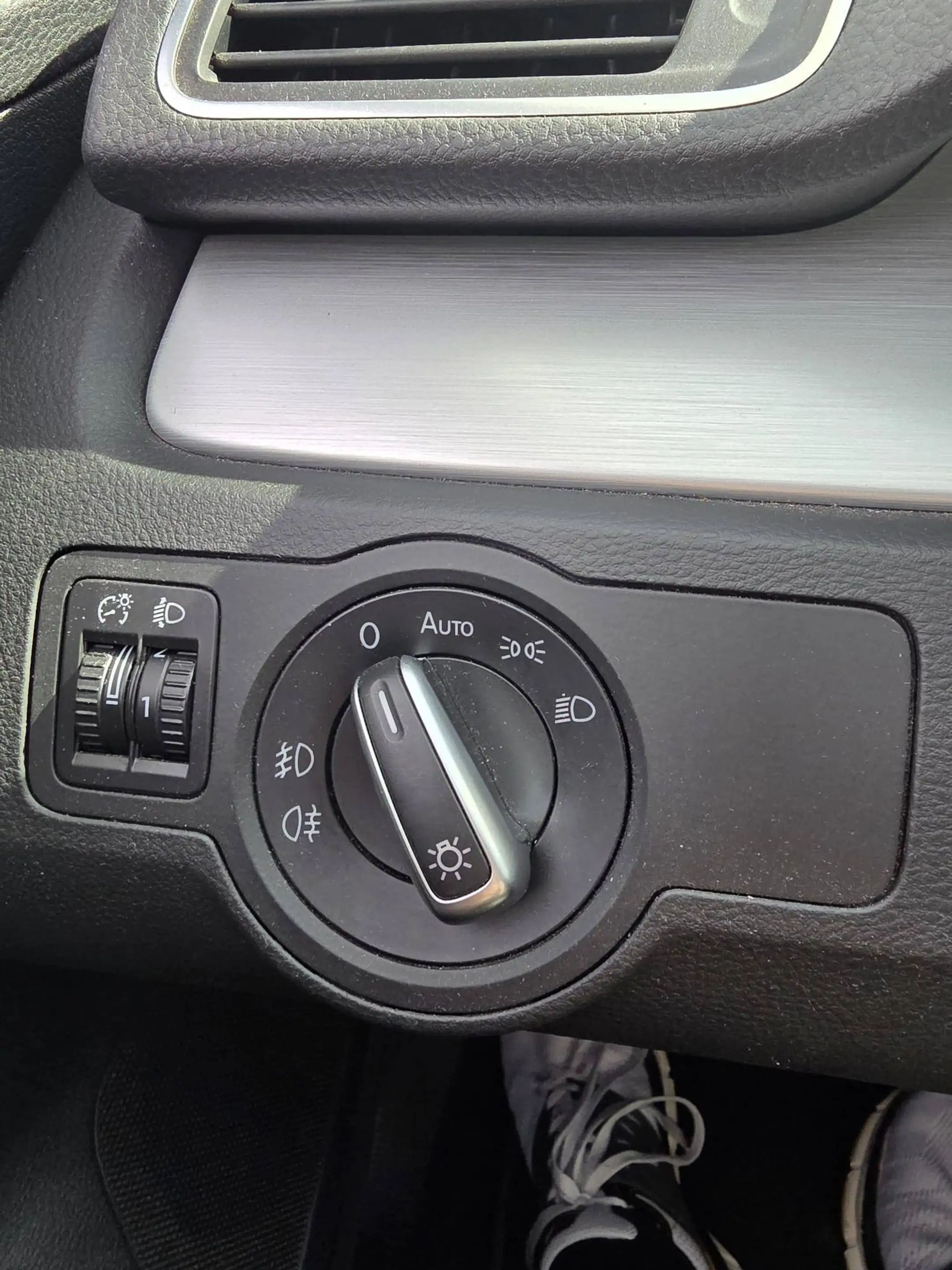Volkswagen Passat Alltrack Basis 4Motion BMT — photo 9