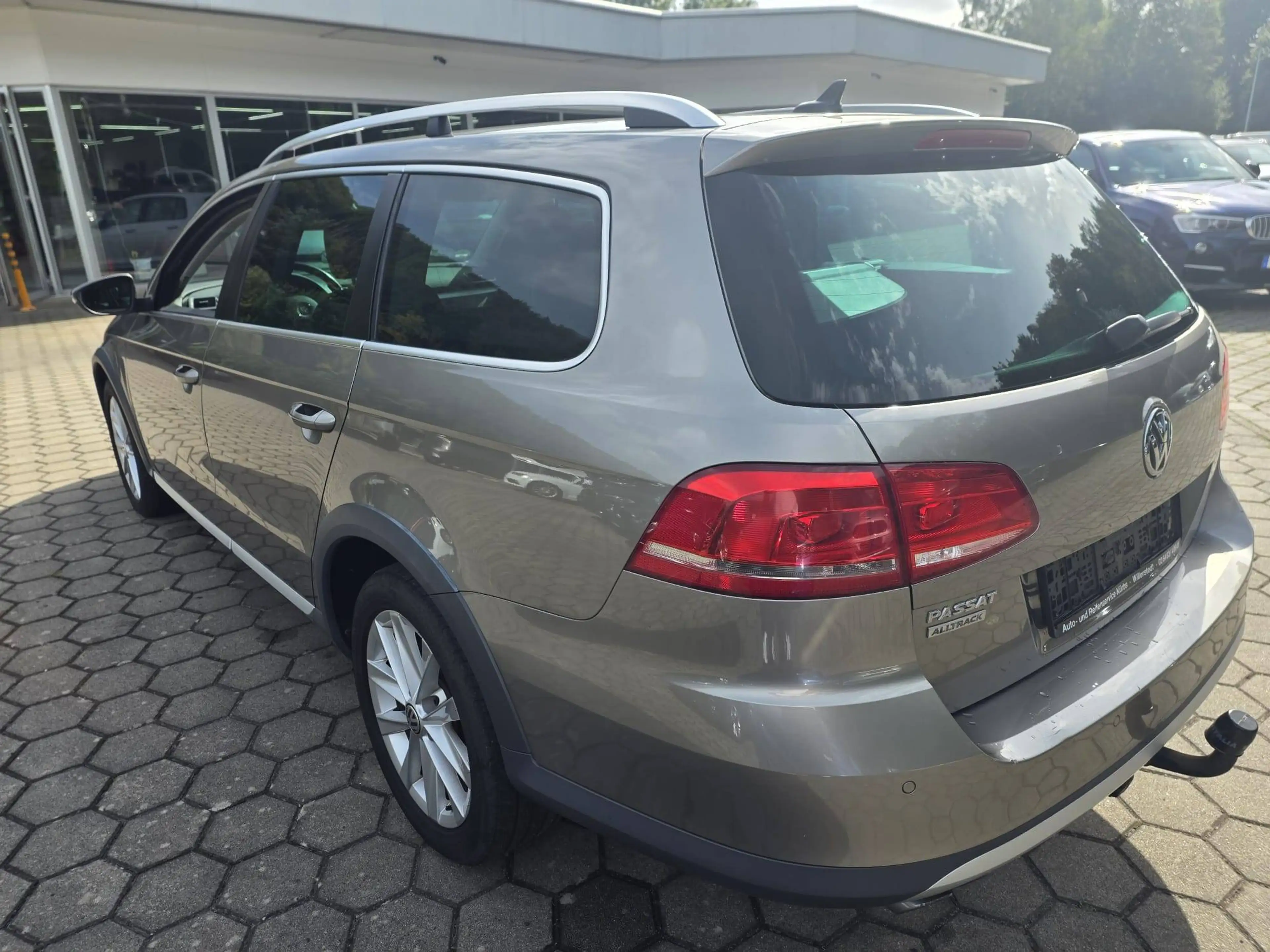 Volkswagen Passat Alltrack Basis 4Motion BMT — photo 6