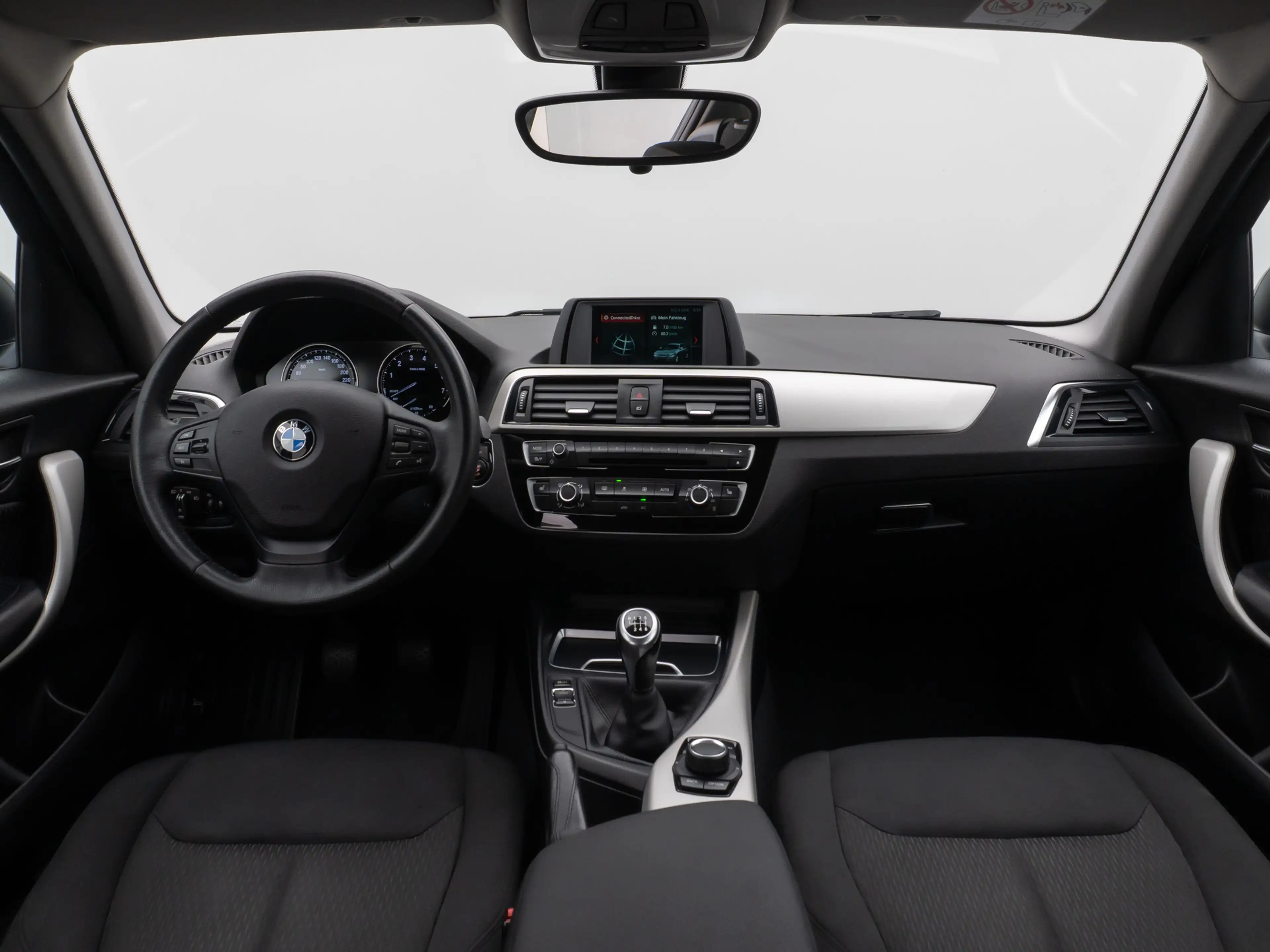 BMW 118 Sitzheizung PDChint Geschwindigkeitsreg — photo 34