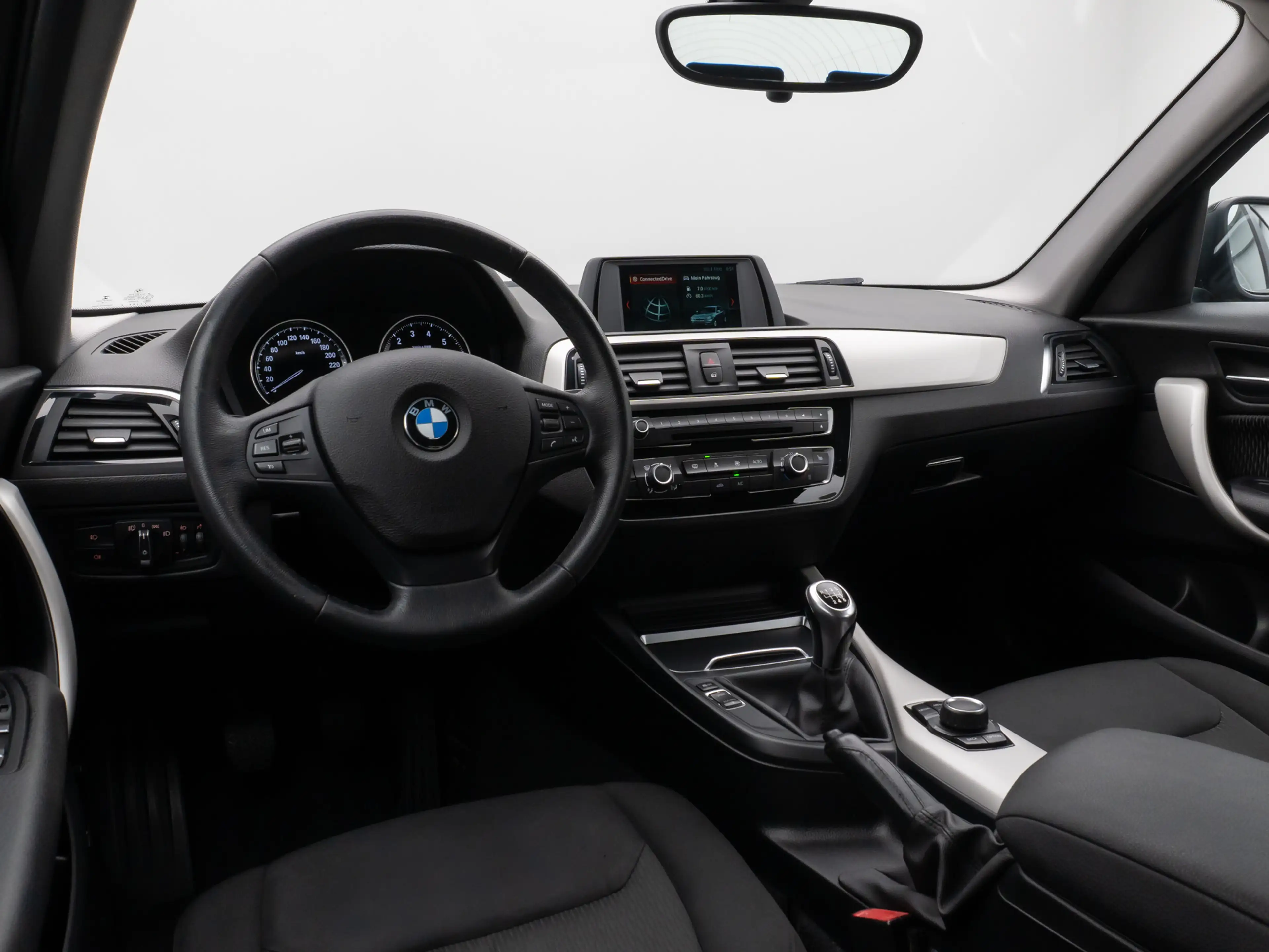 BMW 118 Sitzheizung PDChint Geschwindigkeitsreg — photo 33