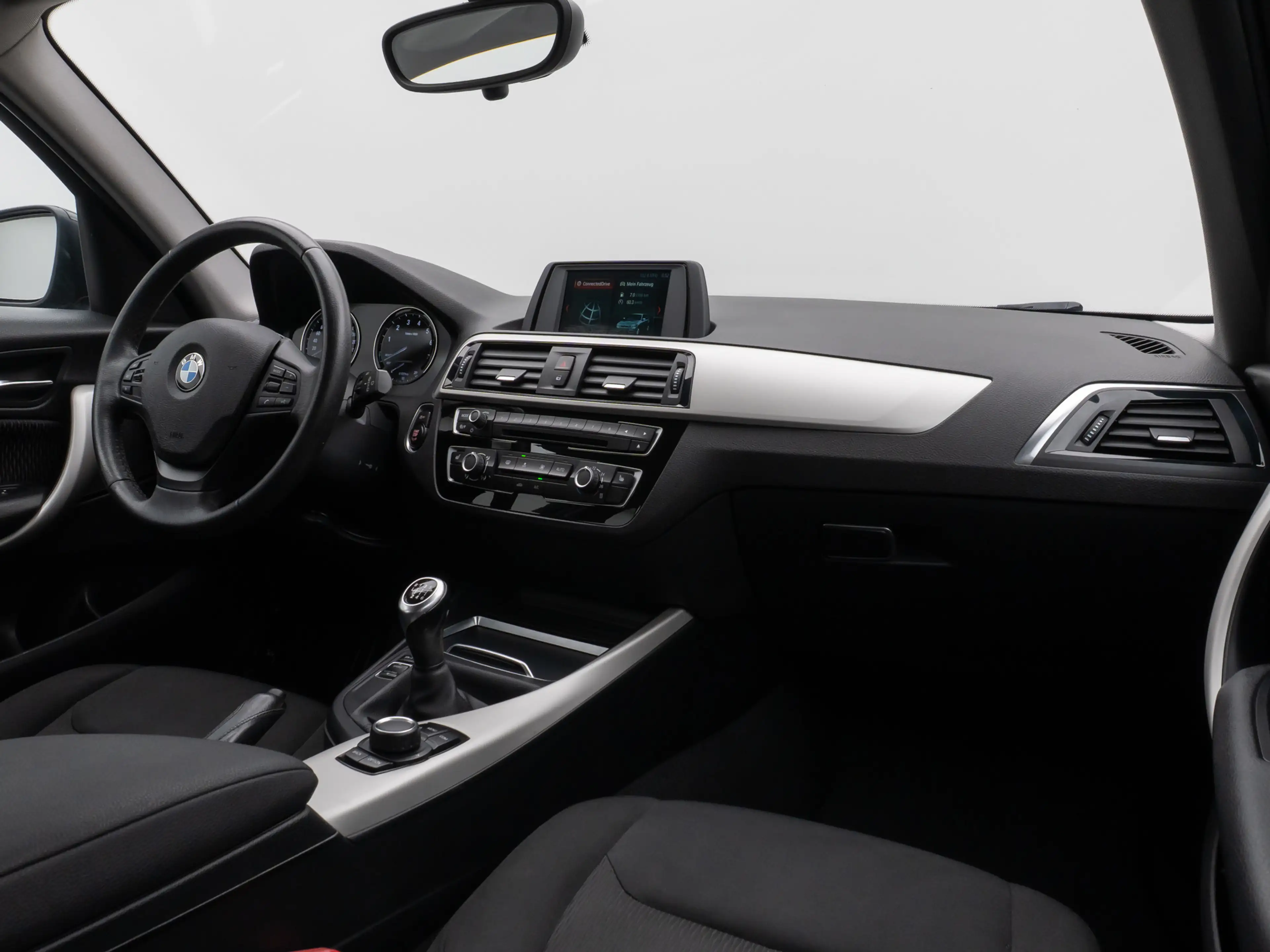 BMW 118 Sitzheizung PDChint Geschwindigkeitsreg — photo 35