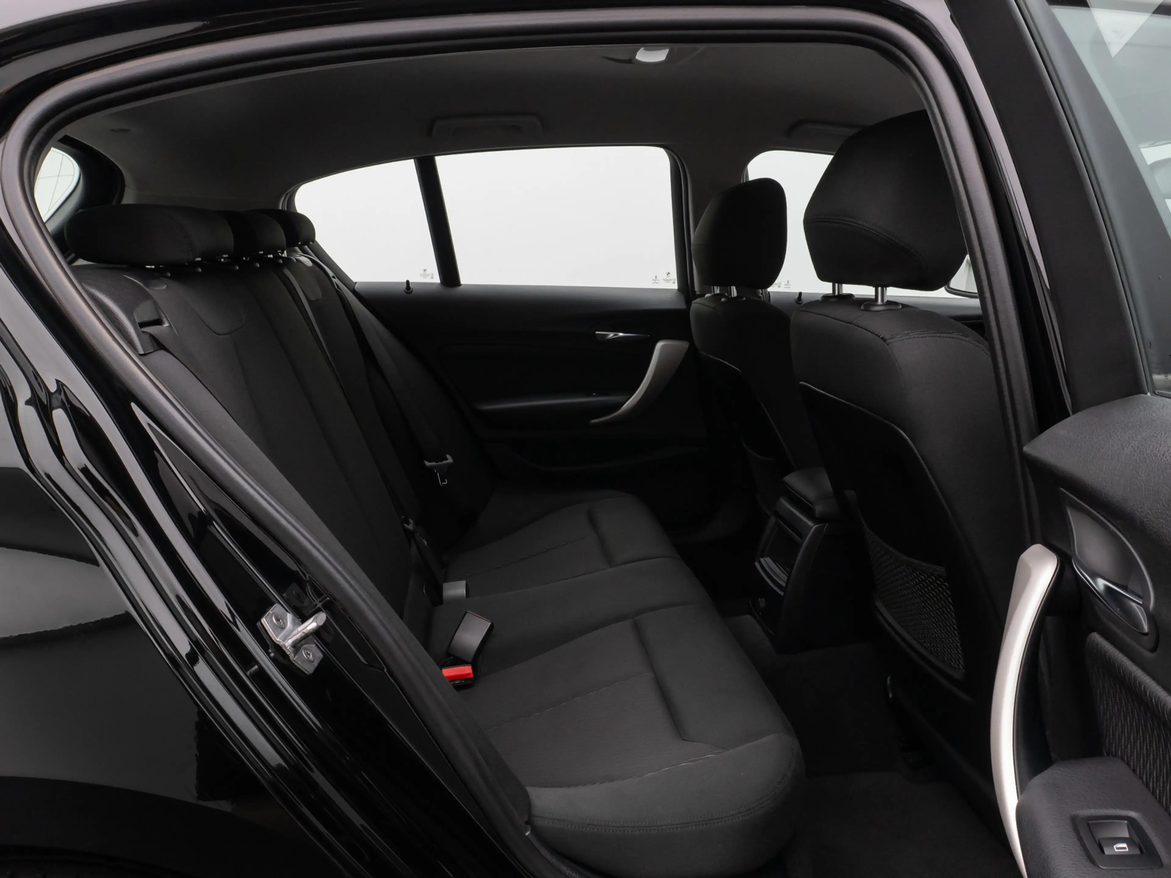 BMW 118 Sitzheizung PDChint Geschwindigkeitsreg — photo 26