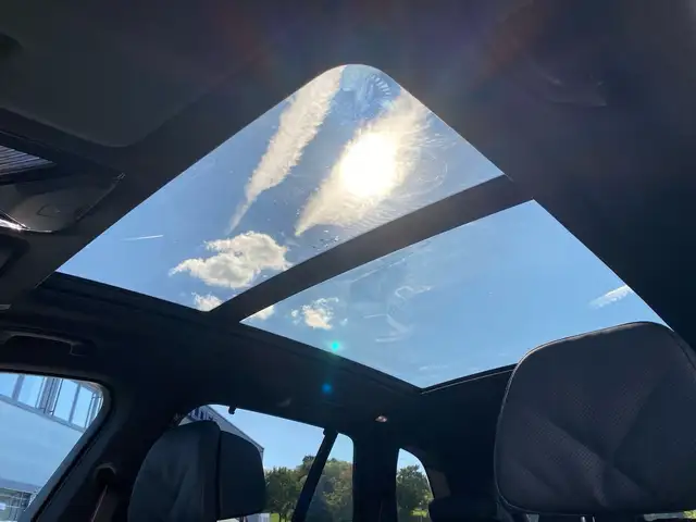 BMW X5 view 14