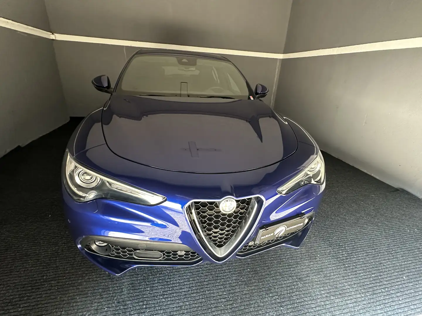 Alfa Romeo Stelvio 2.2 t Business rwd 160cv auto Azul - 2