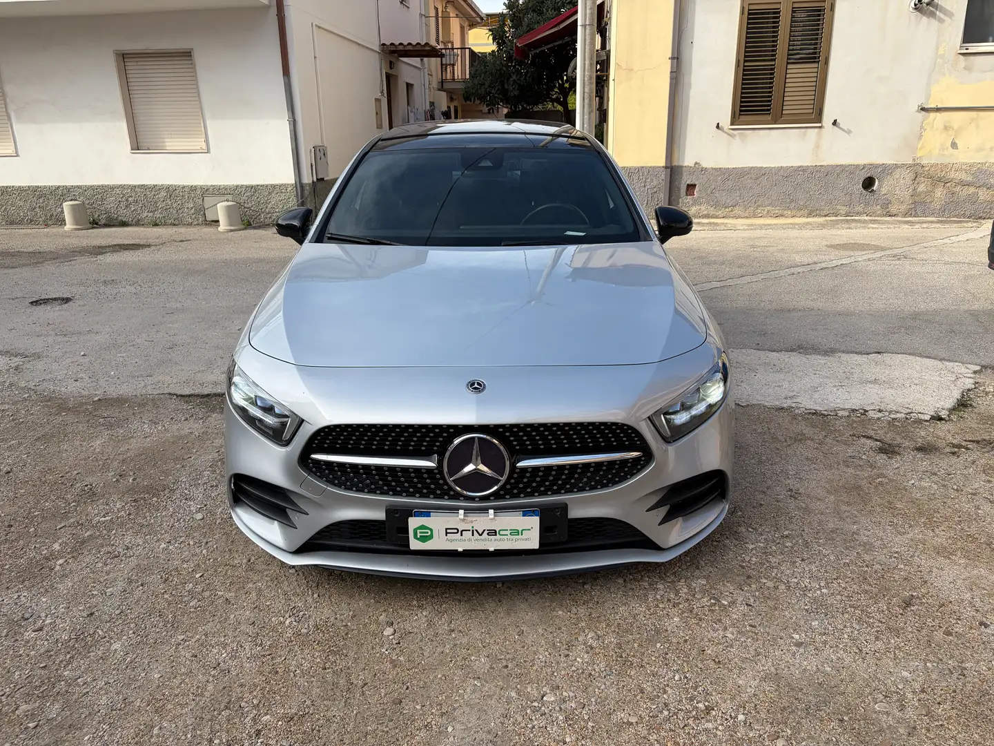 Mercedes-Benz A 180 d Premium auto SEDAN Argento - 2