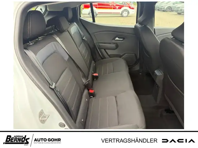 Dacia Sandero view 7
