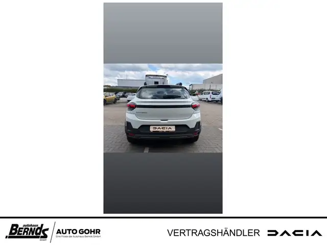 Dacia Sandero view 4