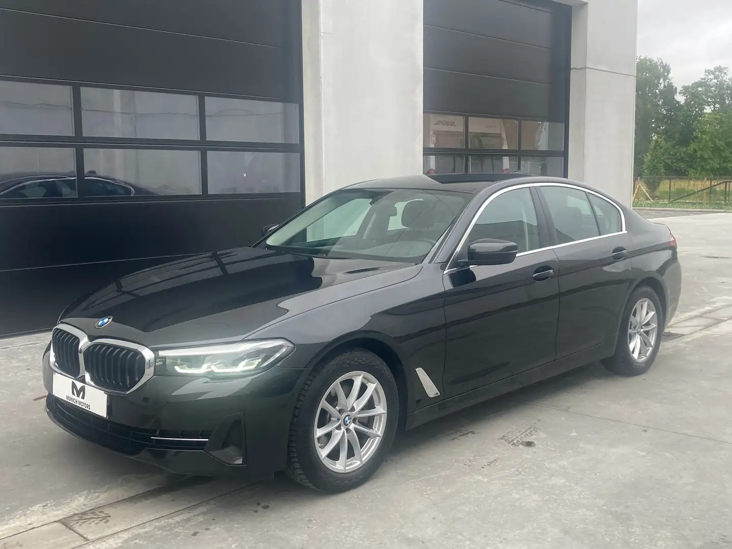 BMW 520 520i Aut /2 Jaar Garantie Noir - 2