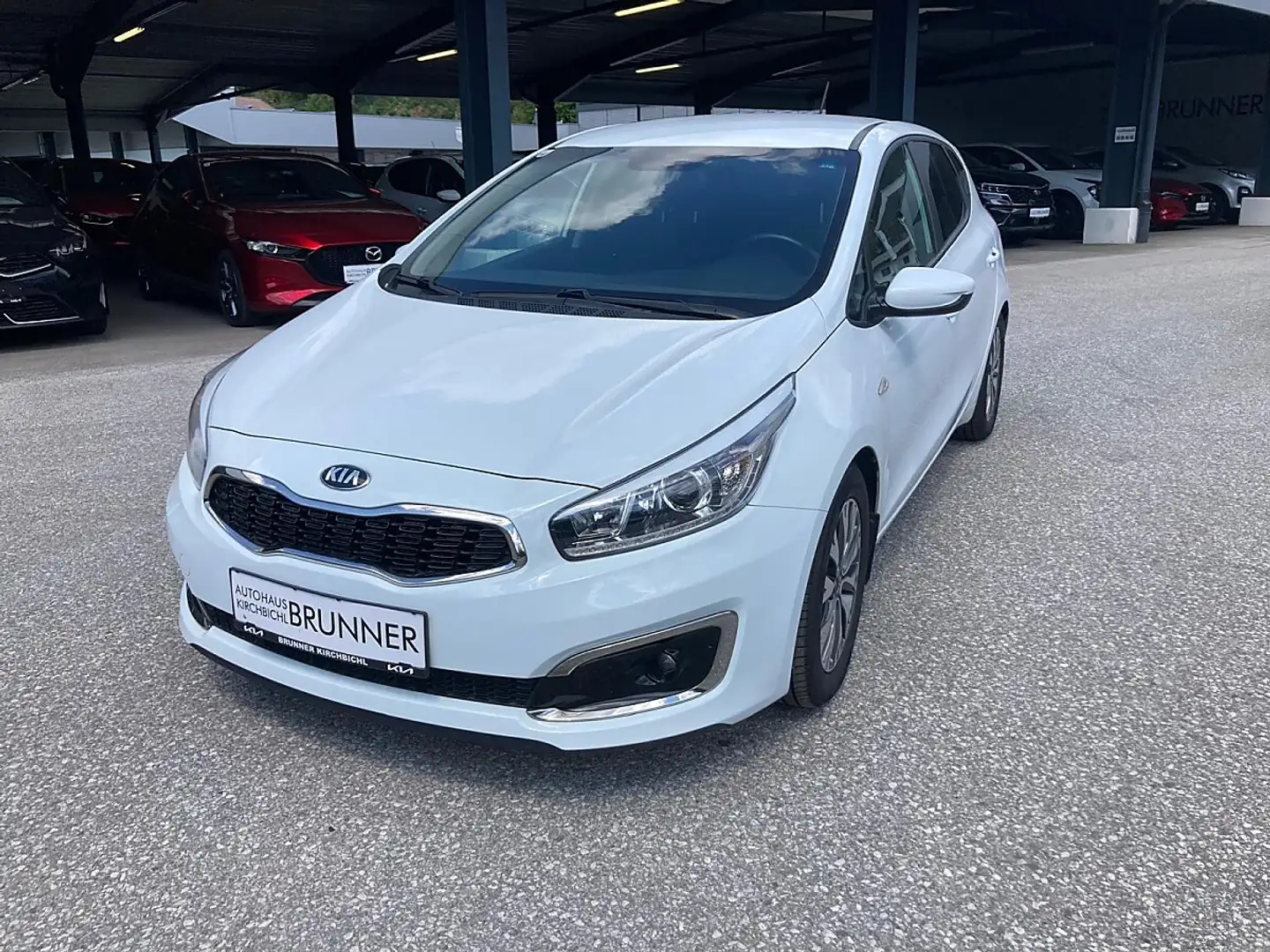 Kia Ceed / cee'd cee'd 1,0 TGDI ISG Silber Weiß - 2