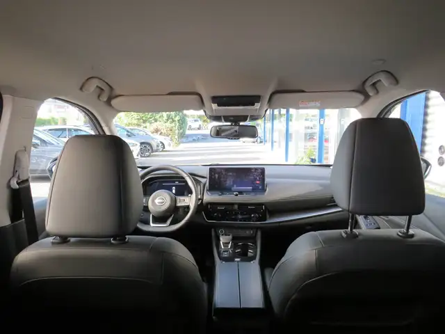 Nissan X-Trail view 15