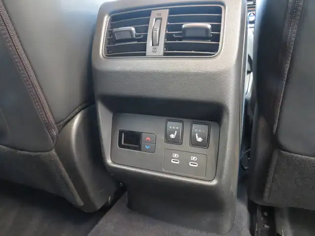 Nissan X-Trail view 12