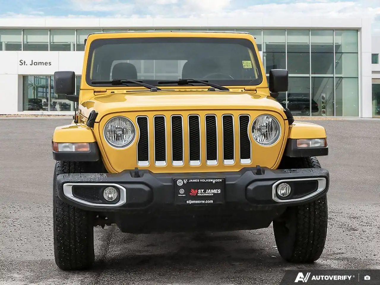 Jeep Wrangler снимка Jeep Wrangler
