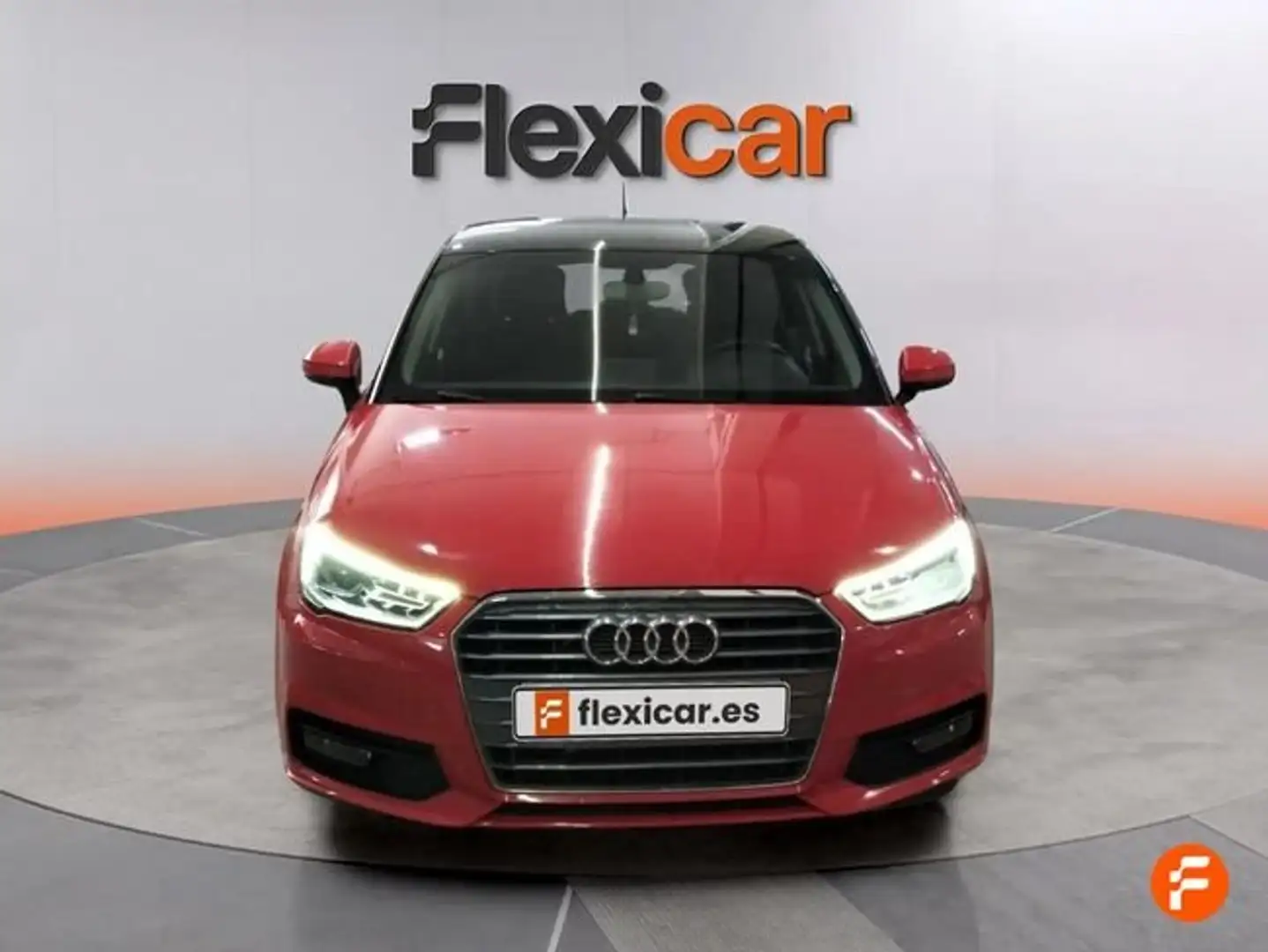 Audi A1 Active Kit 1.4 TDI 66kW (90CV) Sportback Rojo - 2