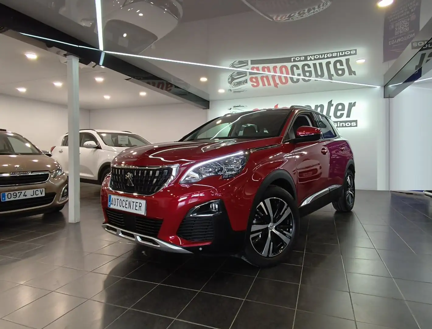 Peugeot 3008 1.5 BlueHDi 96kW (130CV) S&S Allure EAT8 Rot - 1