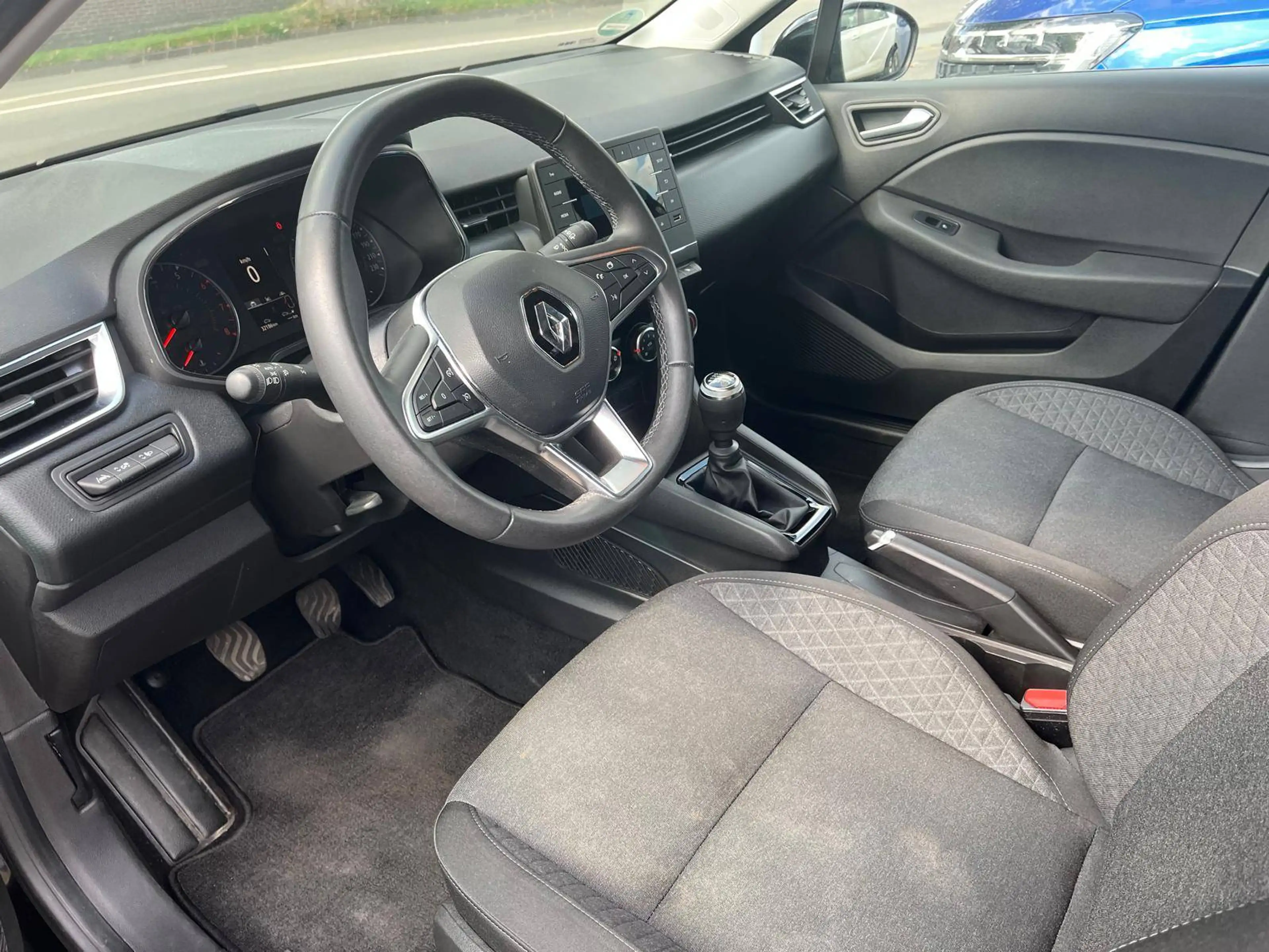 Renault Clio TCe90 "ZEN" — photo 5