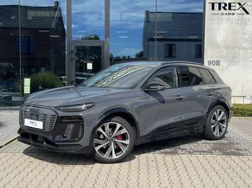 100 kWh 55 Quattro Edition One Grey/ S-line/ 21"/ Black Pack/ Matrix LED/ 360°/ Bijrijdersdisplay/ ACC