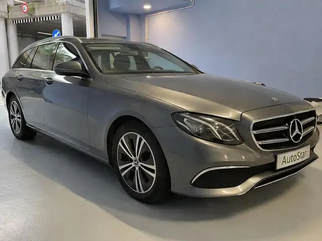 Mercedes-Benz E 200 Classe E- D Premium