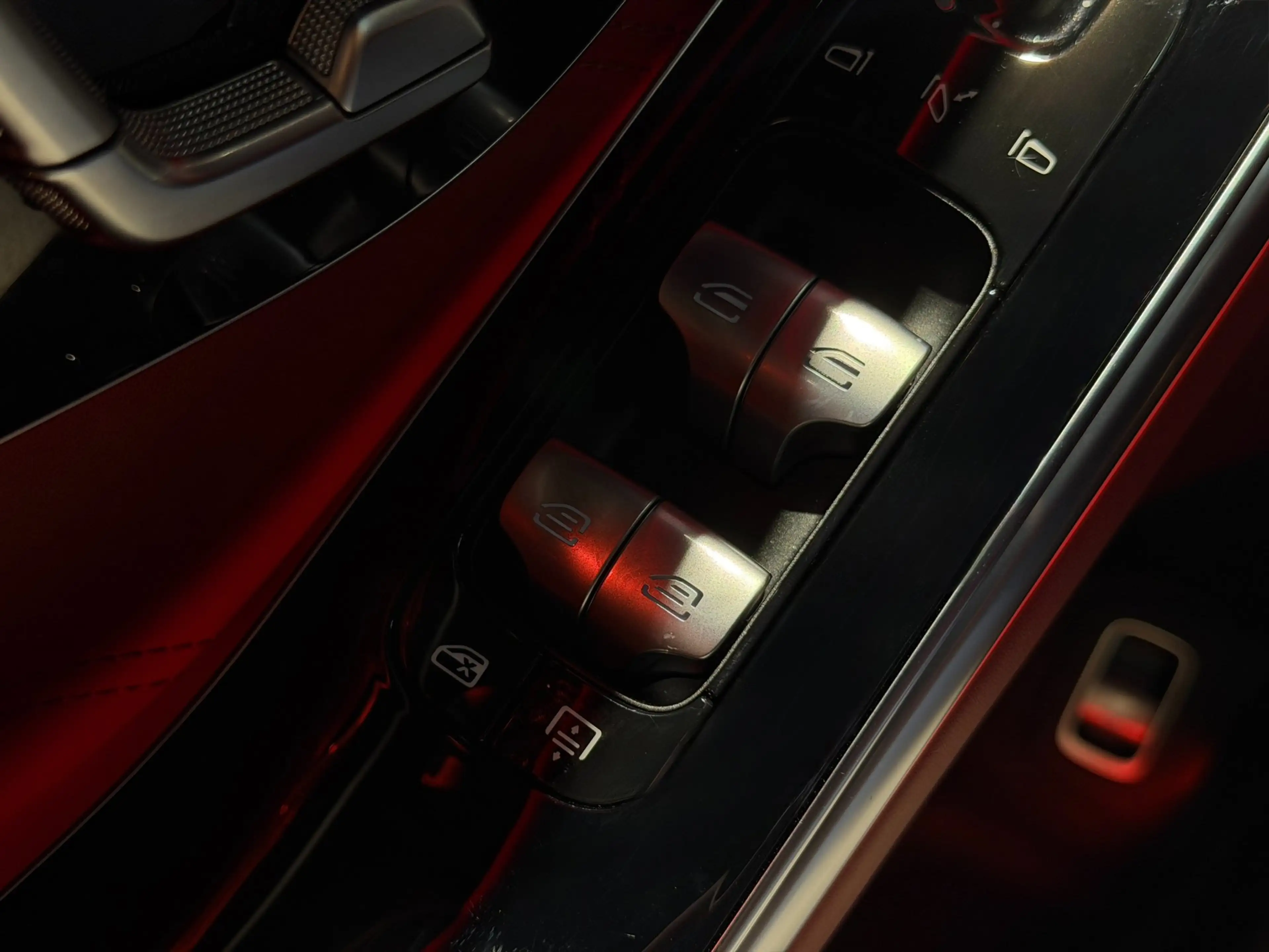 Mercedes-Benz S 63 AMG S E Performance|Pano|HUD|Keyless|360|4D Burmester| — photo 25