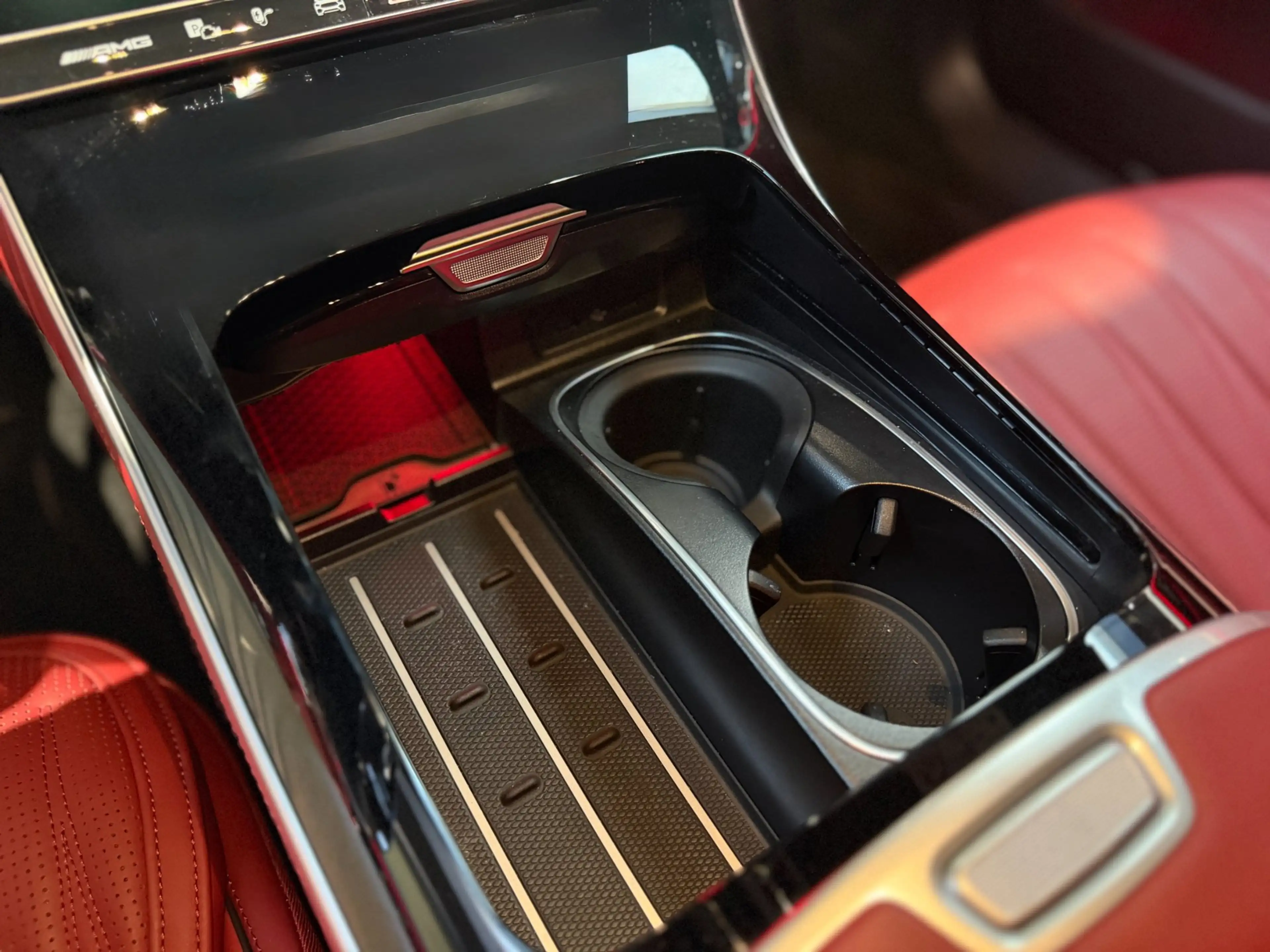 Mercedes-Benz S 63 AMG S E Performance|Pano|HUD|Keyless|360|4D Burmester| — photo 38