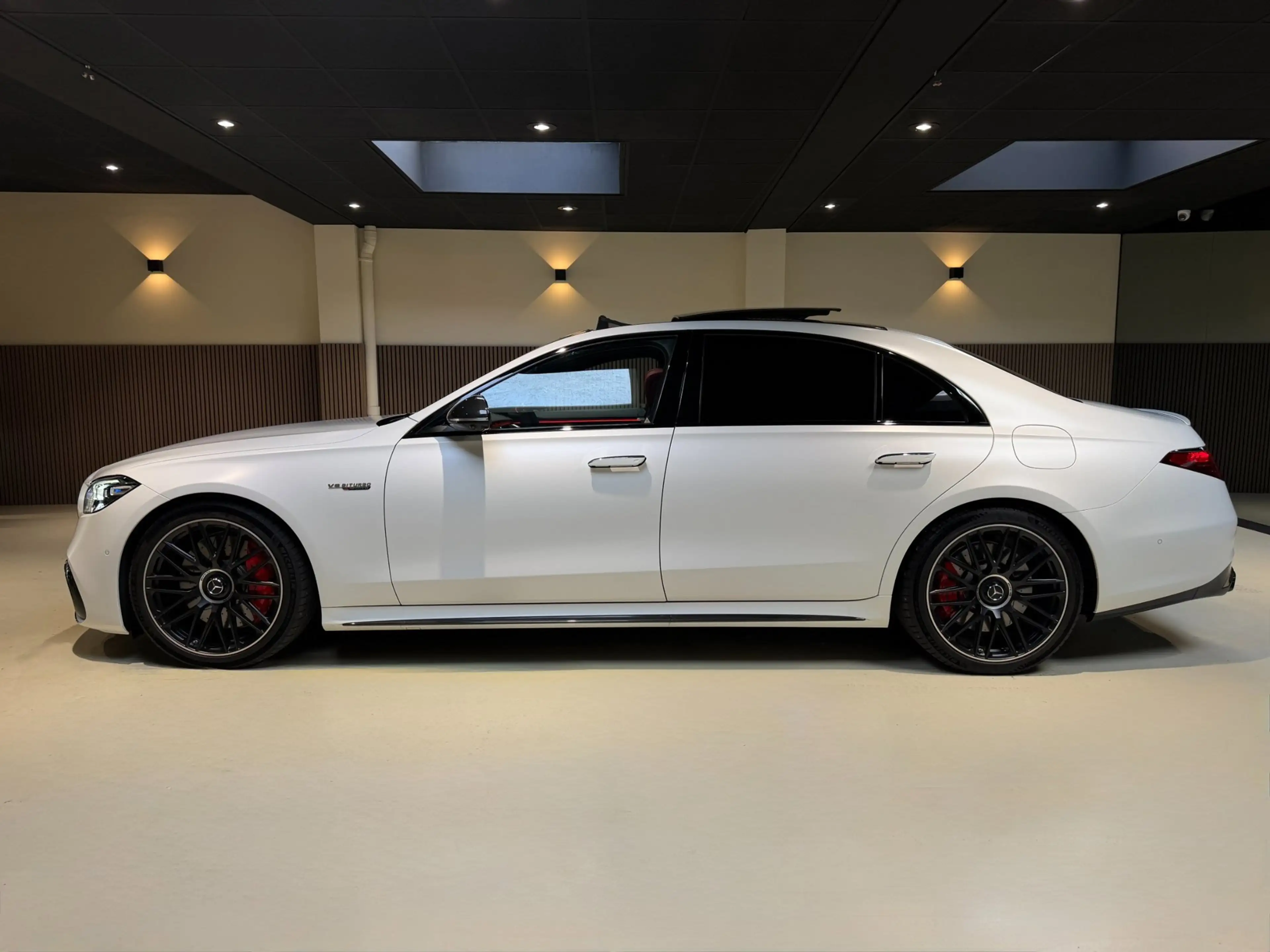 Mercedes-Benz S 63 AMG S E Performance|Pano|HUD|Keyless|360|4D Burmester| — photo 5