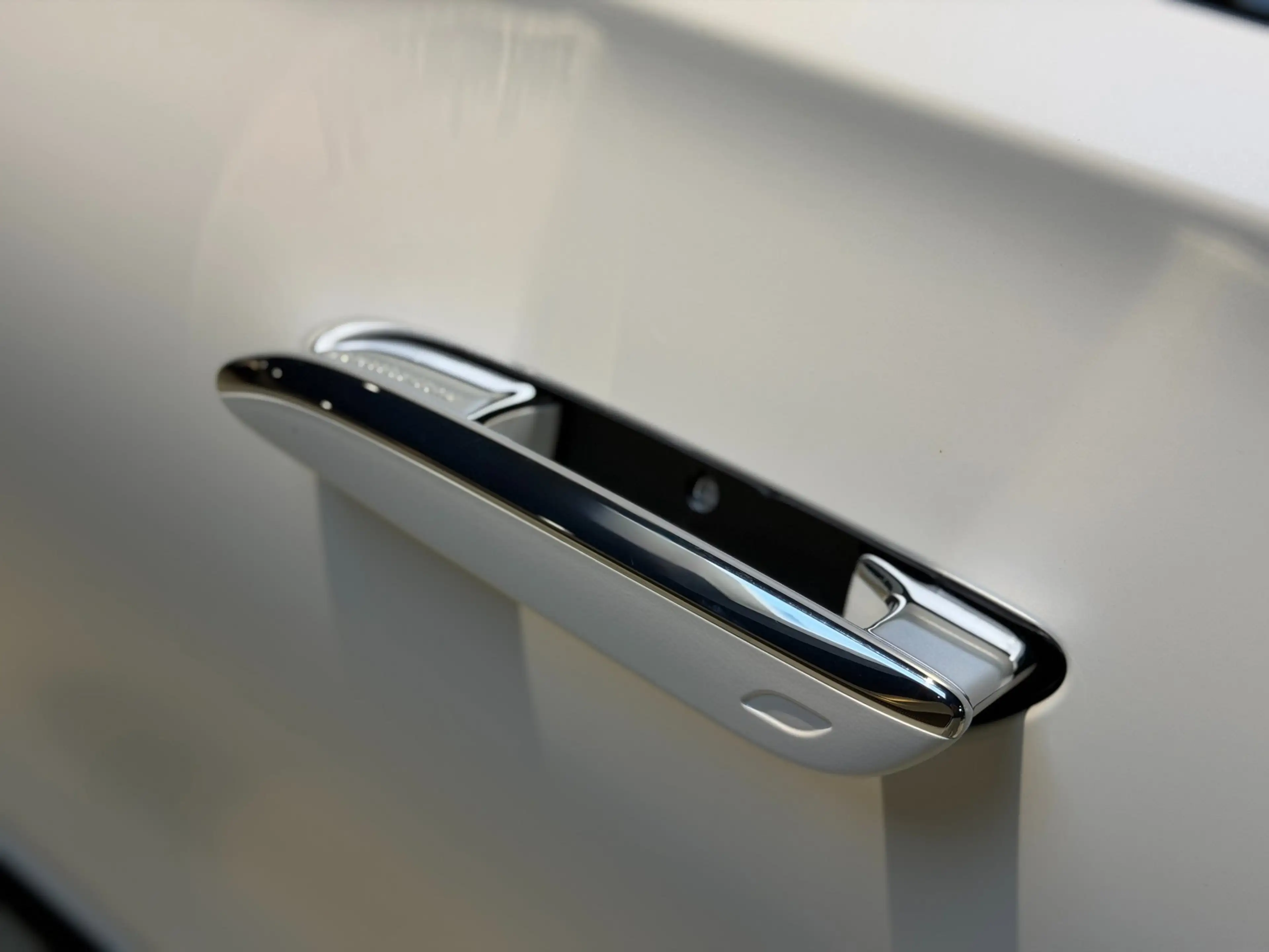 Mercedes-Benz S 63 AMG S E Performance|Pano|HUD|Keyless|360|4D Burmester| — photo 13