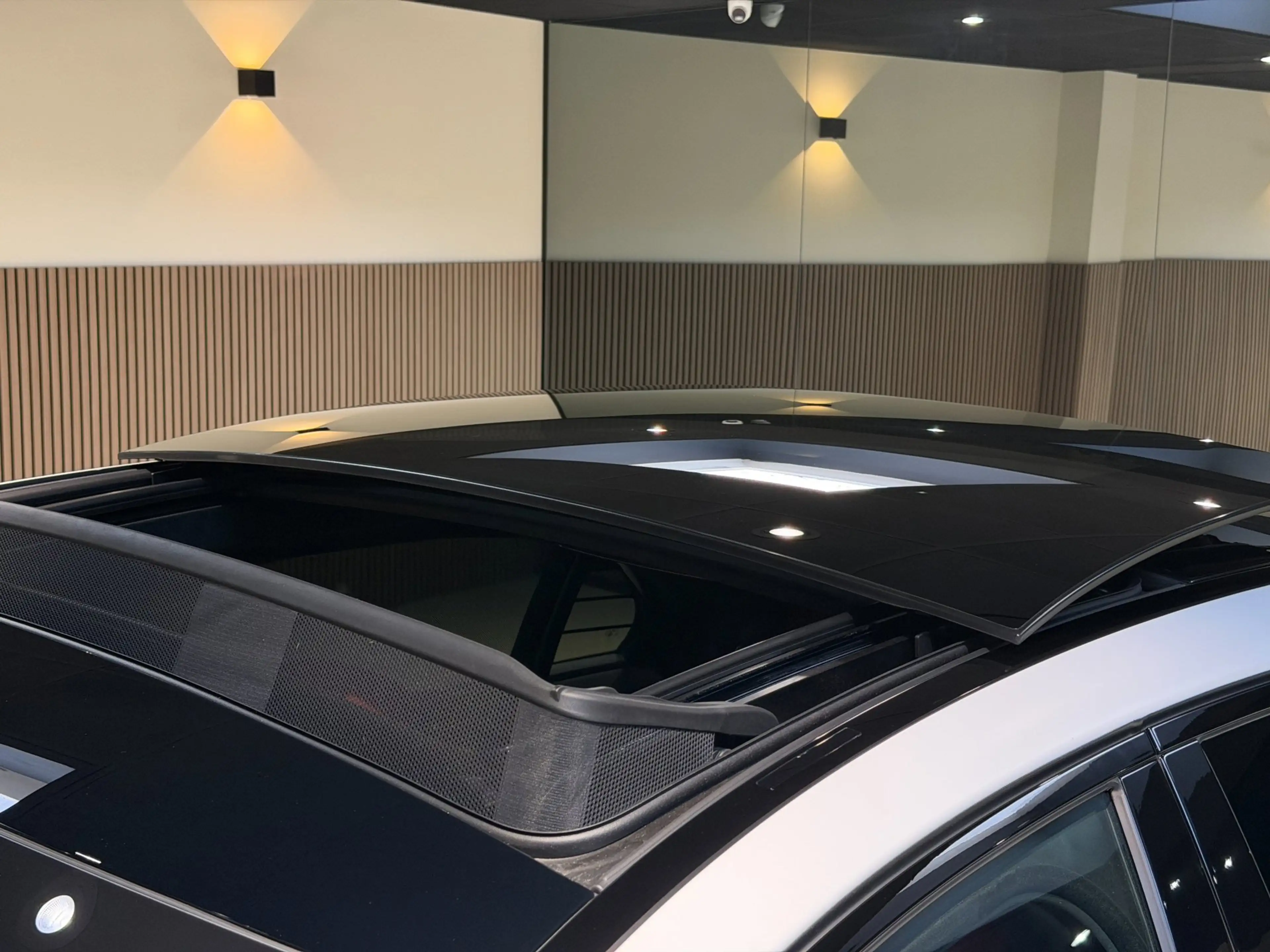 Mercedes-Benz S 63 AMG S E Performance|Pano|HUD|Keyless|360|4D Burmester| — photo 12