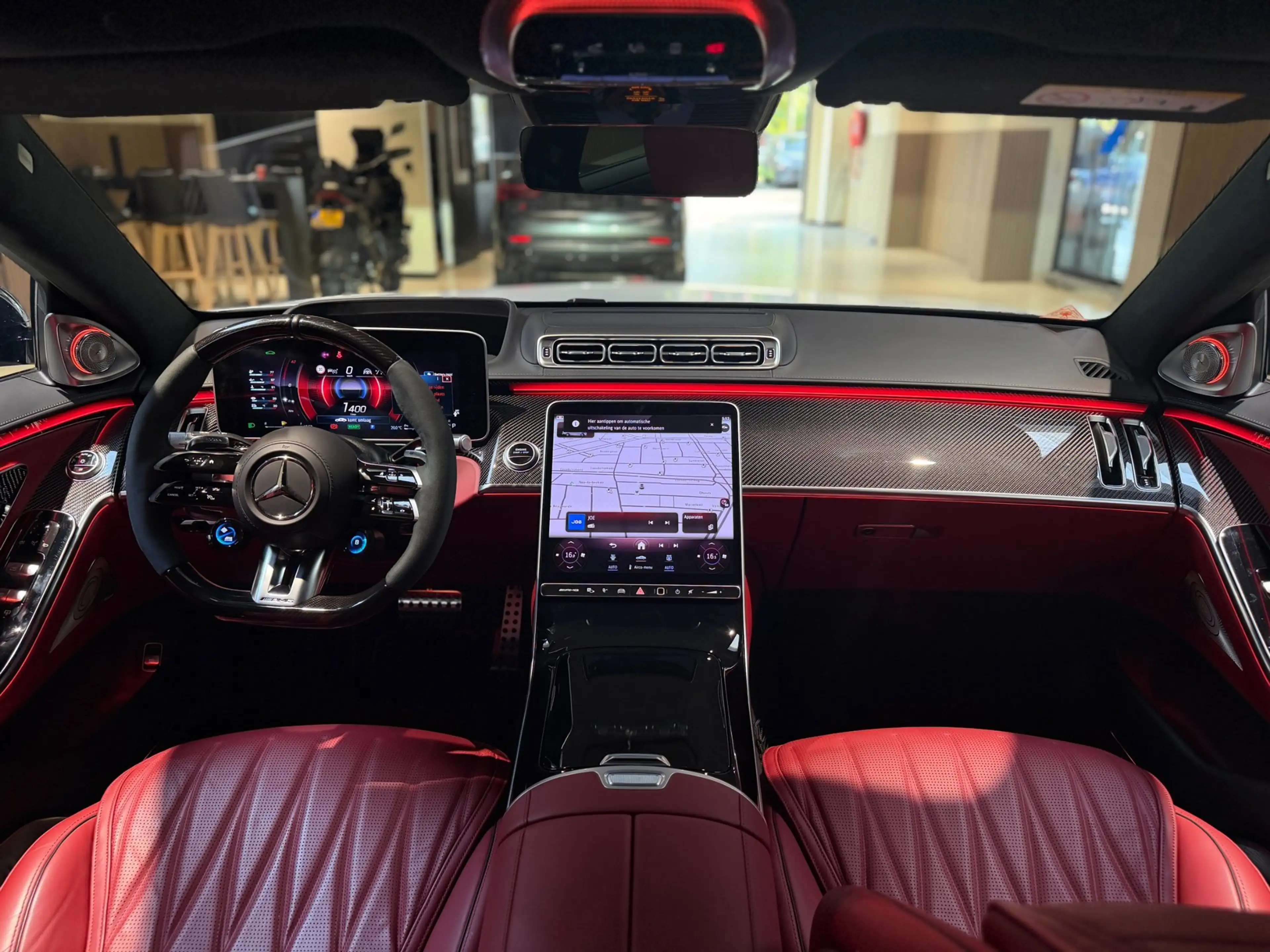 Mercedes-Benz S 63 AMG S E Performance|Pano|HUD|Keyless|360|4D Burmester| — photo 3