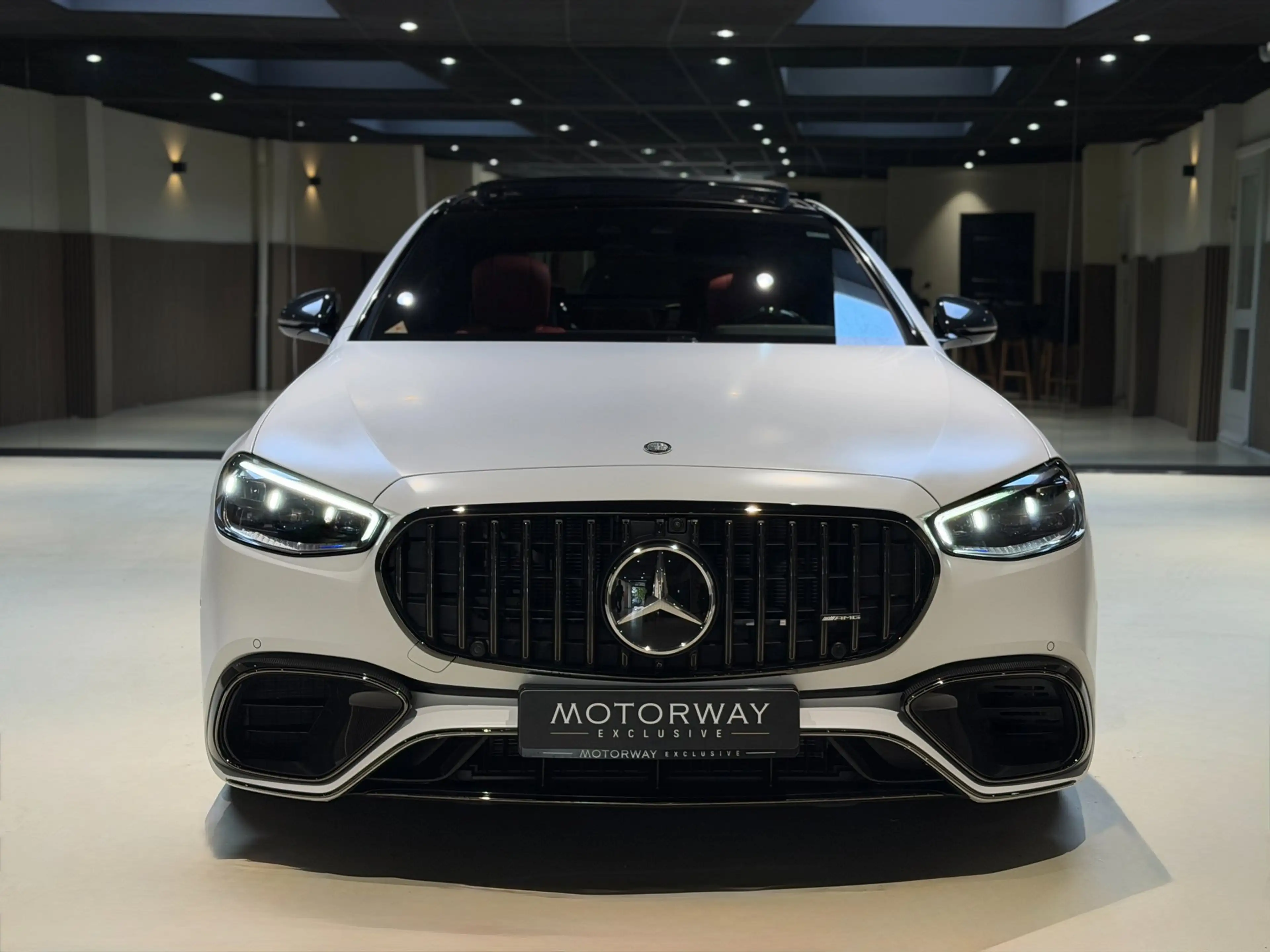 Mercedes-Benz S 63 AMG S E Performance|Pano|HUD|Keyless|360|4D Burmester| — photo 2