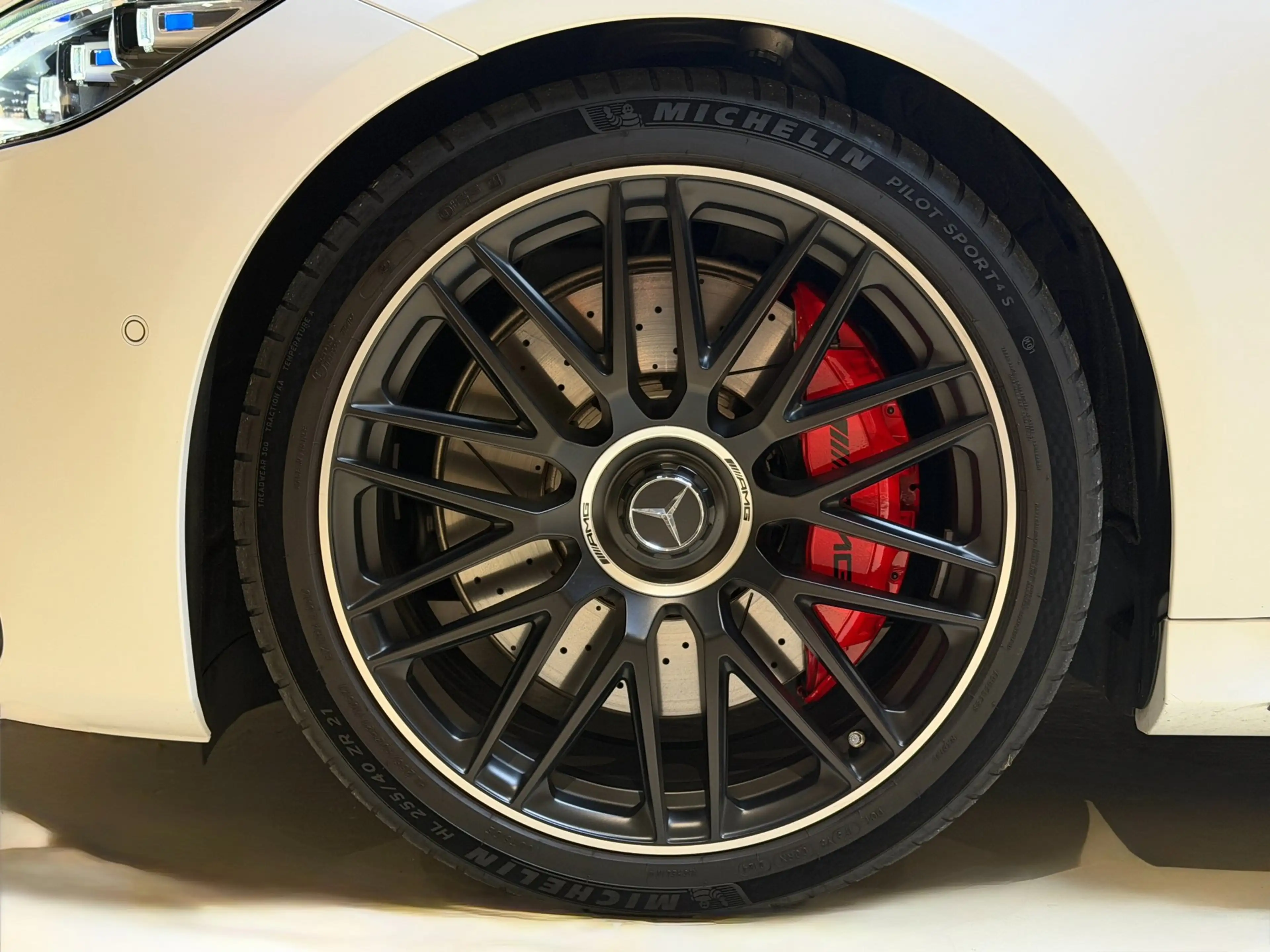Mercedes-Benz S 63 AMG S E Performance|Pano|HUD|Keyless|360|4D Burmester| — photo 11