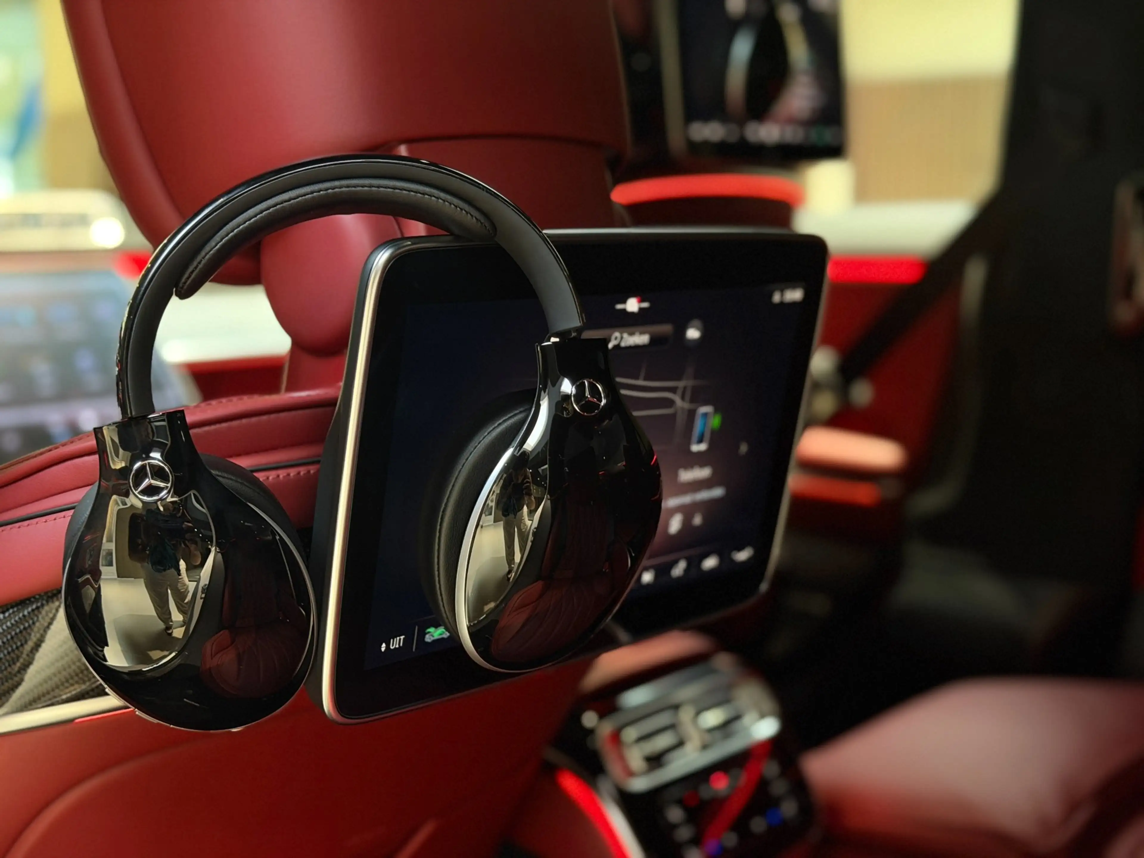 Mercedes-Benz S 63 AMG S E Performance|Pano|HUD|Keyless|360|4D Burmester| — photo 16